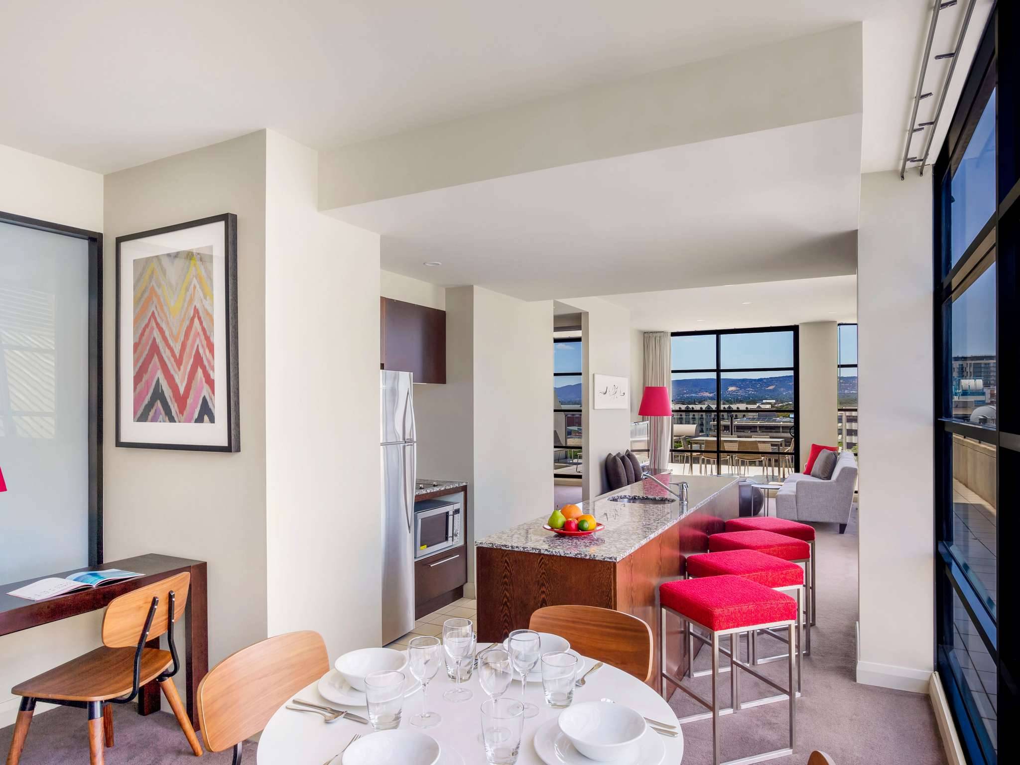 Mantra Hindmarsh Square Adelaide