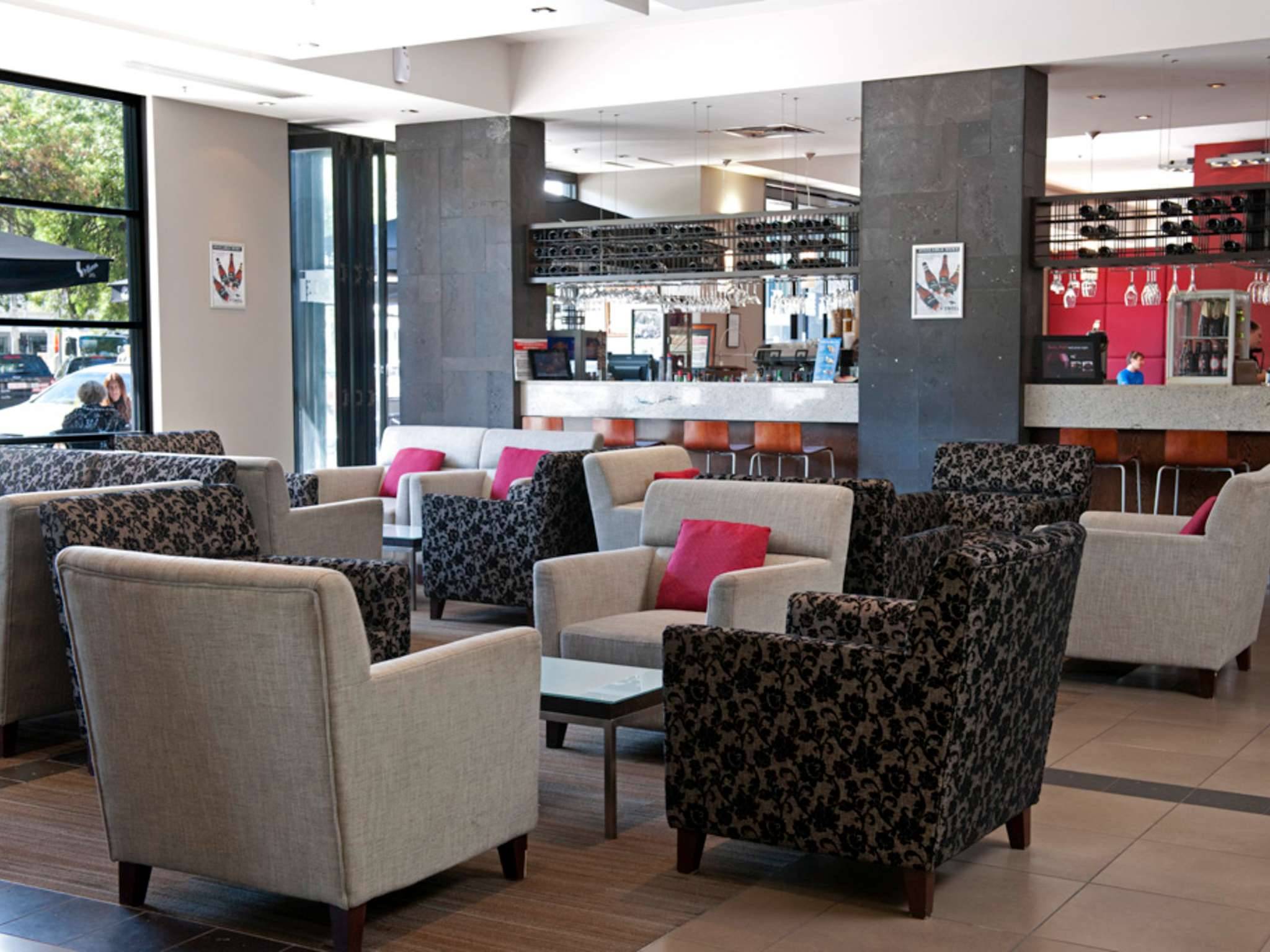 Mantra Hindmarsh Square Adelaide