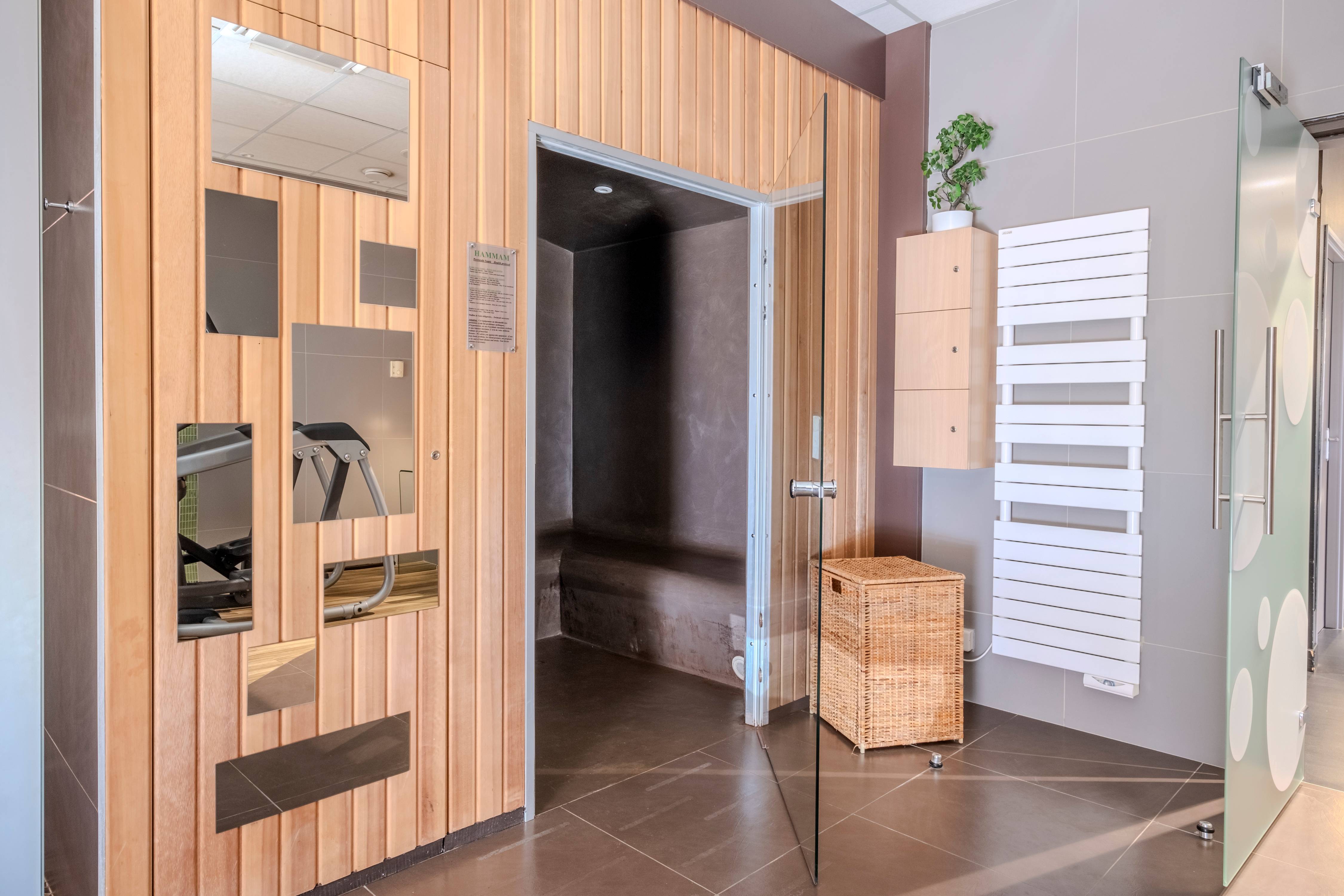 Campanile Roissy - Aéroport CDG - Le Mesnil Amelot