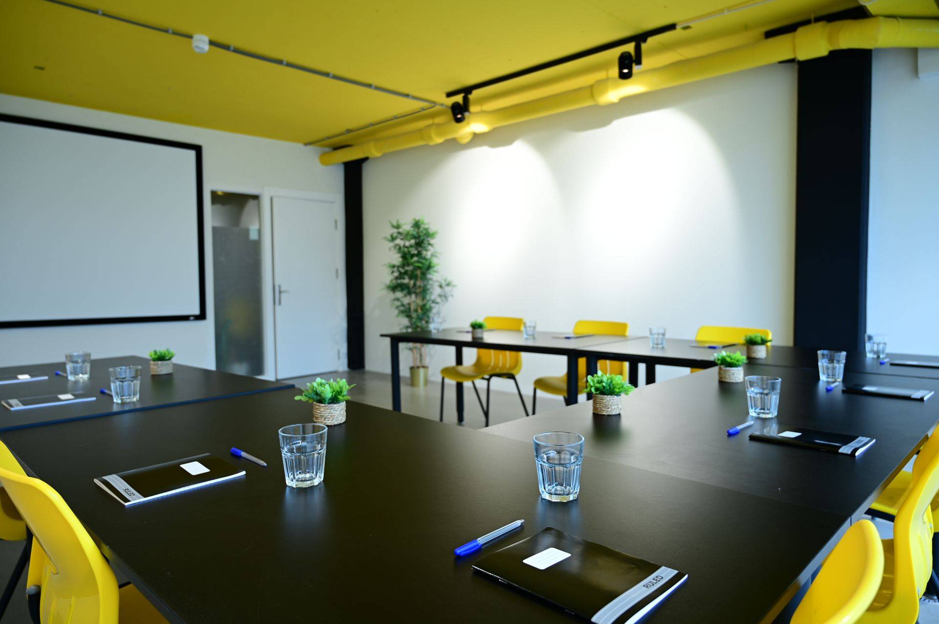 Urban Hotel The Golden Stork