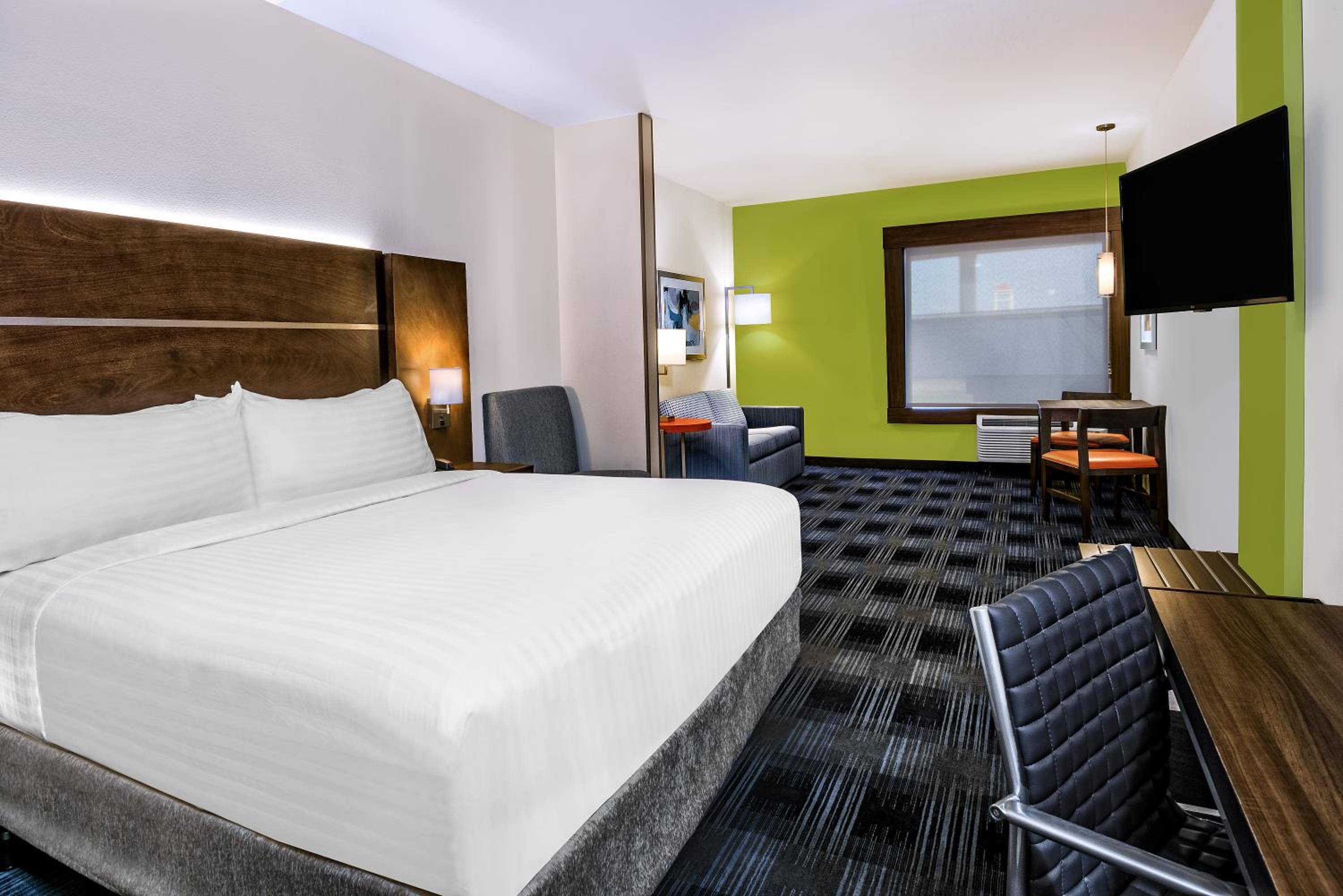 Holiday Inn Express & Suites - Austin - Round Rock, an IHG Hotel