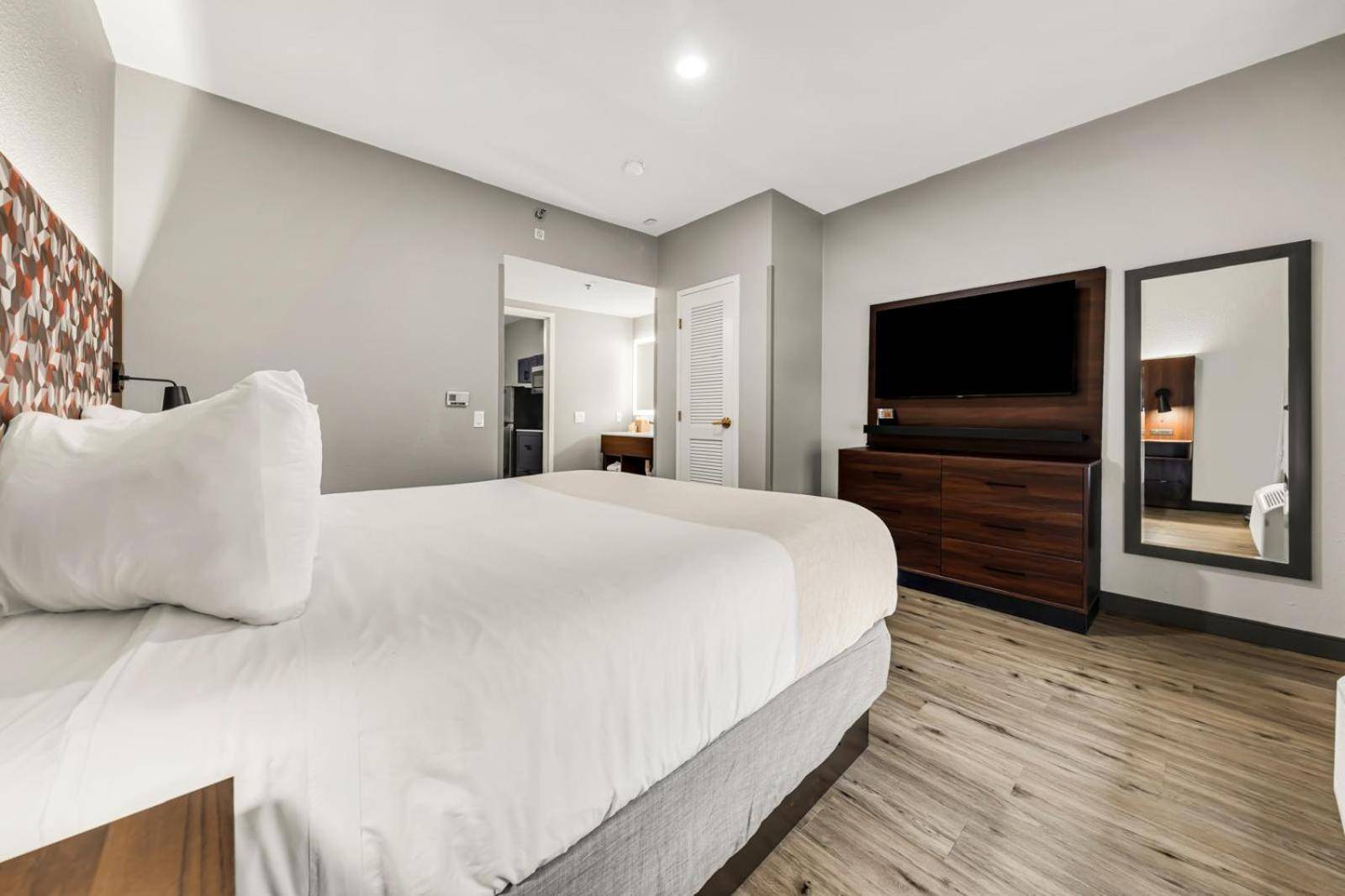 Hawthorn Extended Stay by Wyndham College Station