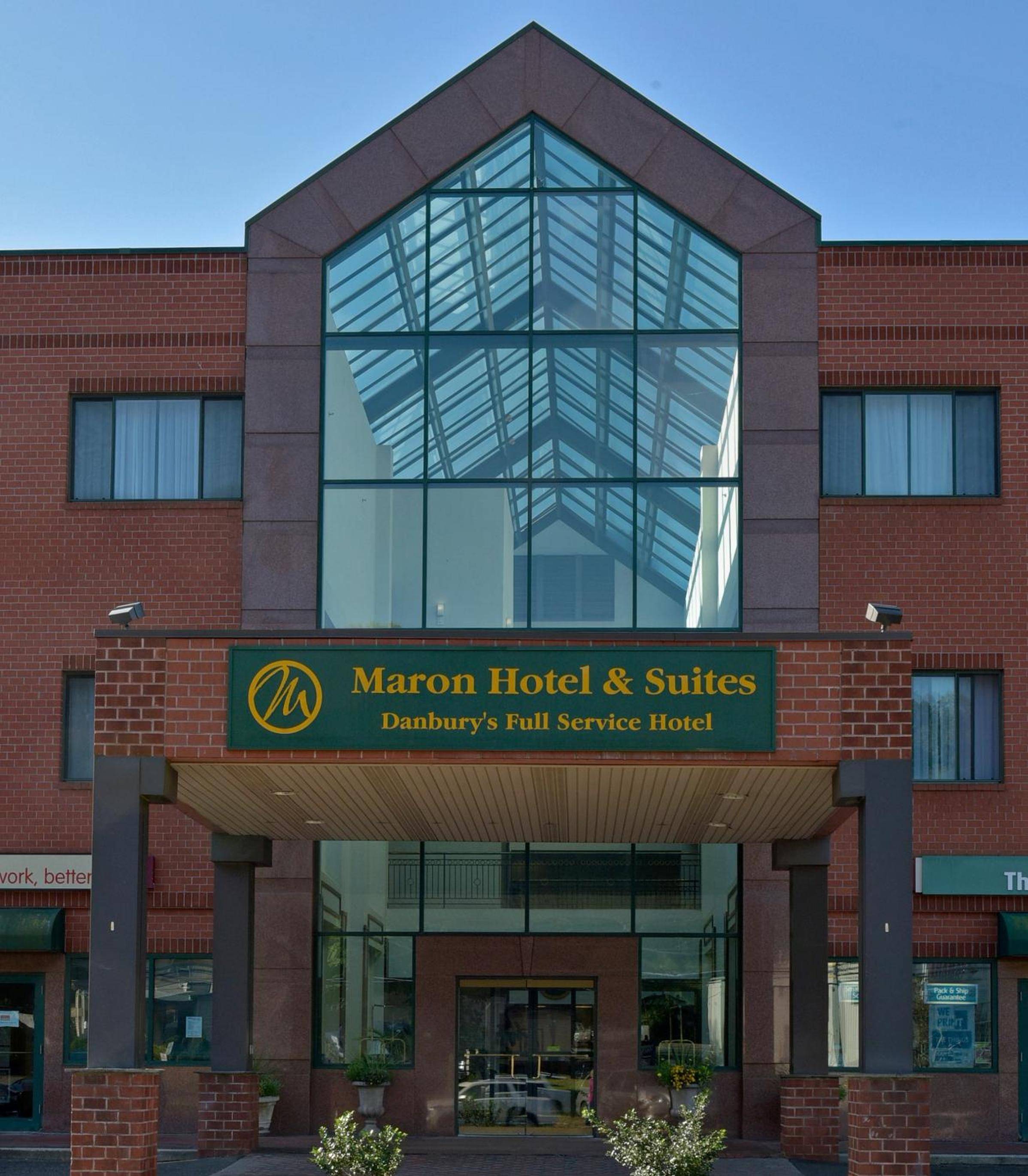 Maron Hotel and Suites