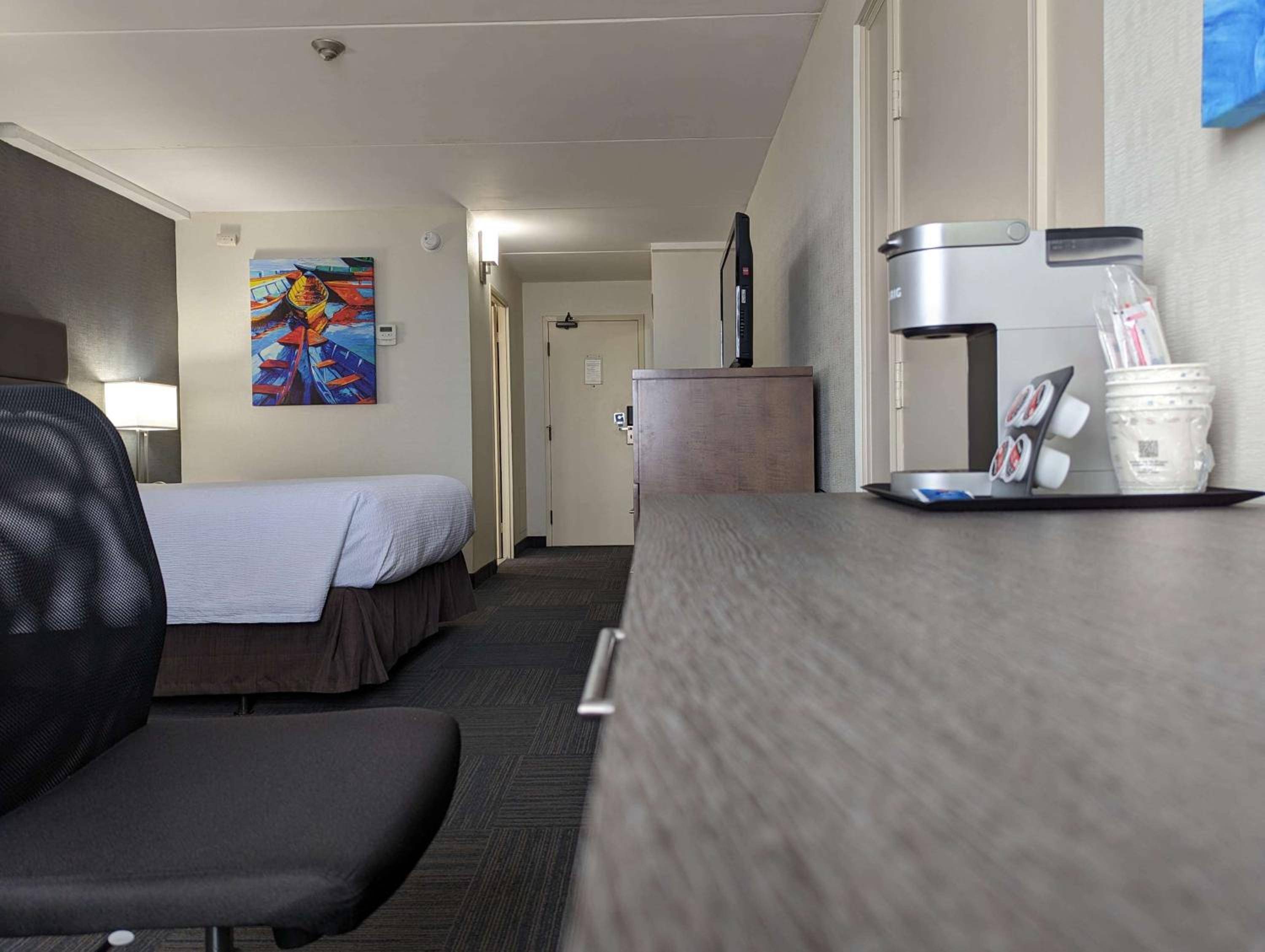 Best Western Plus Toronto Airport Hotel