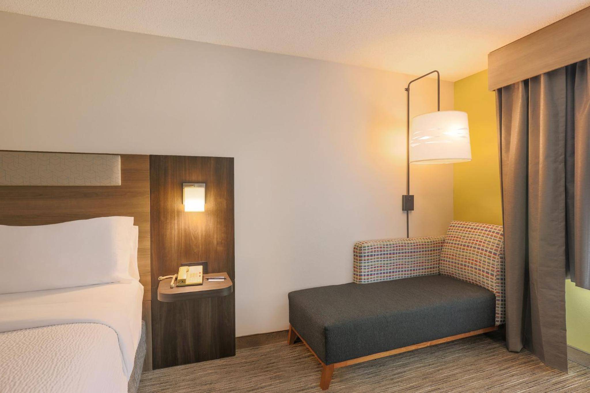 Holiday Inn Express Hotel & Suites Raleigh North - Wake Forest, an IHG Hotel