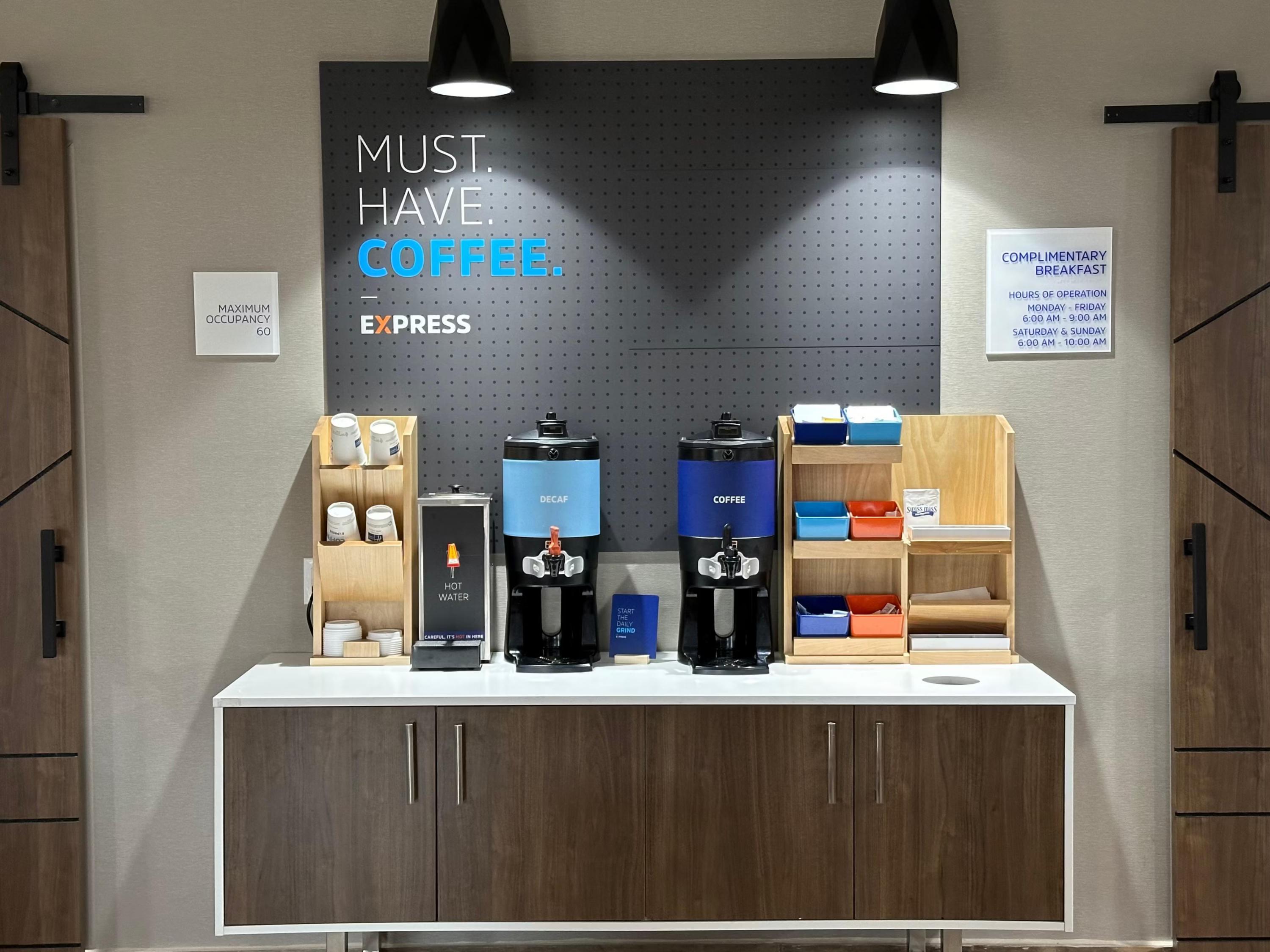 Holiday Inn Express & Suites Eden Prairie - Minneapolis, an IHG Hotel