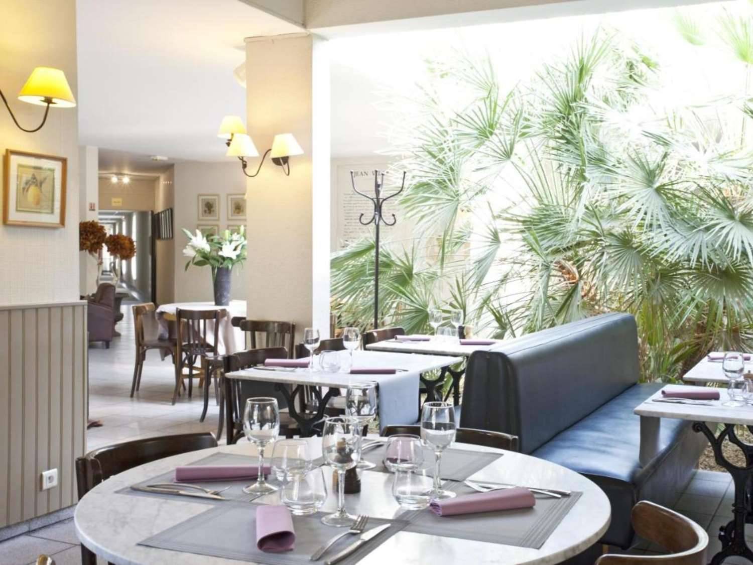 Golden Tulip Avignon Le Paradou