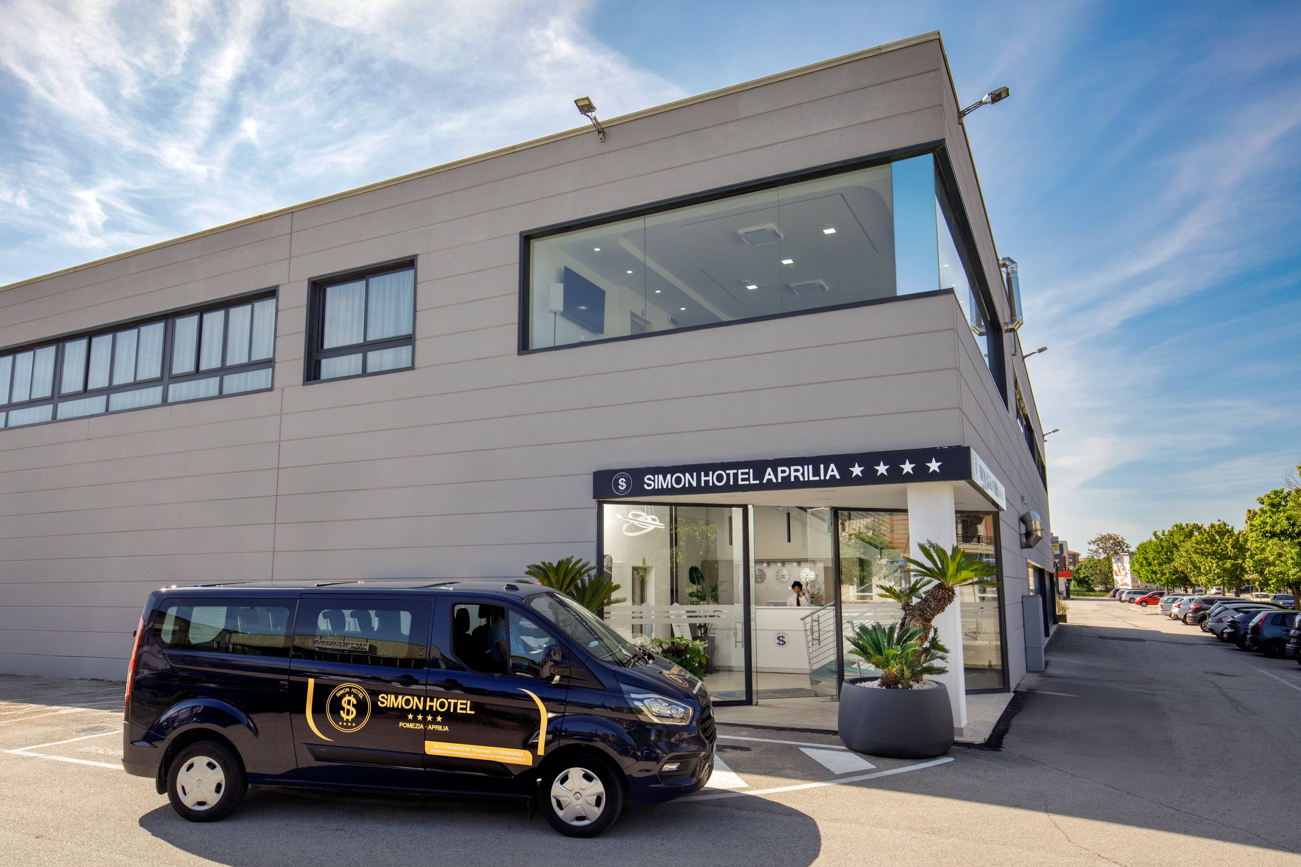 Simon Hotel Aprilia