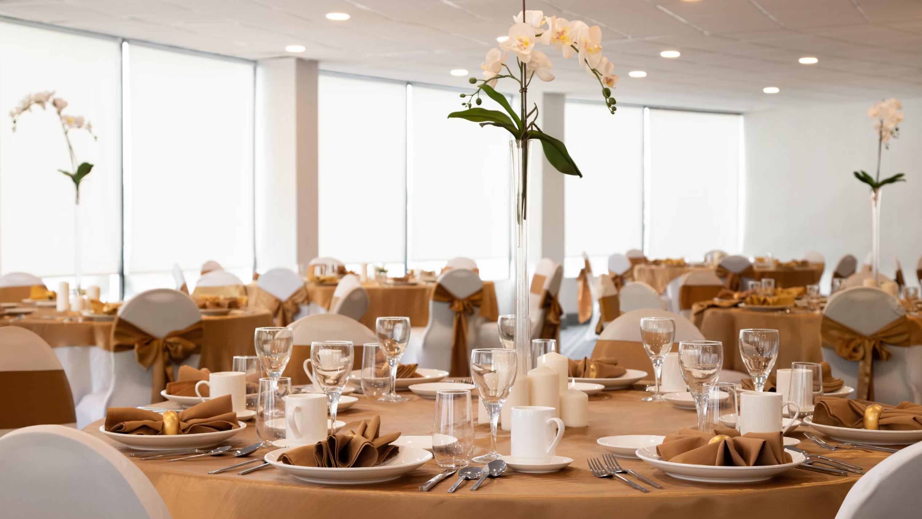 Holiday Inn Philadelphia Arpt-Stadium Area by IHG