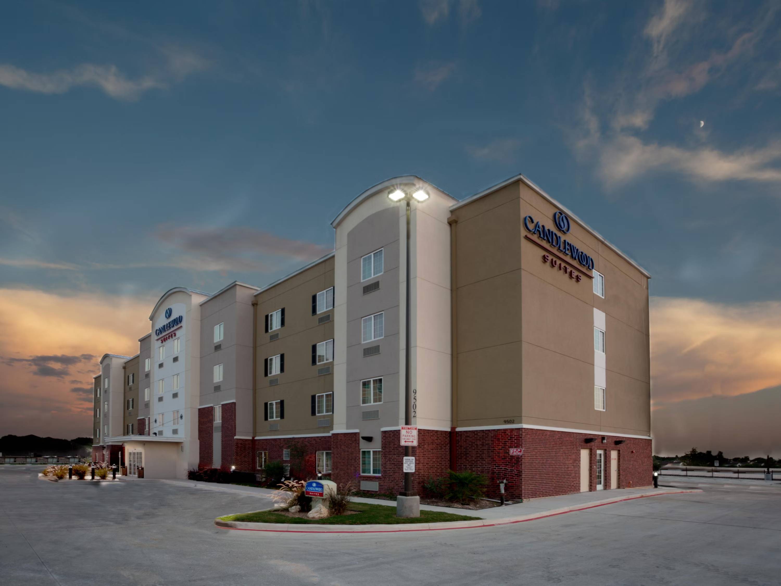 Candlewood Suites San Antonio NW Near SeaWorld, an IHG Hotel