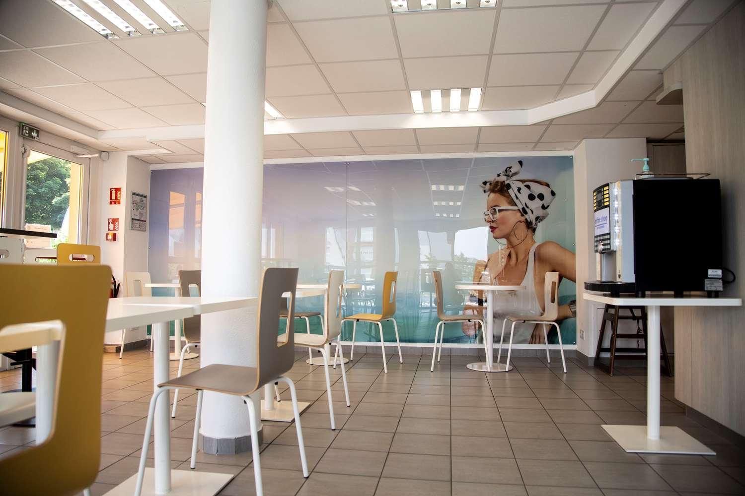 Kyriad Direct Arras - Saint-Laurent-Blangy - Parc Expo