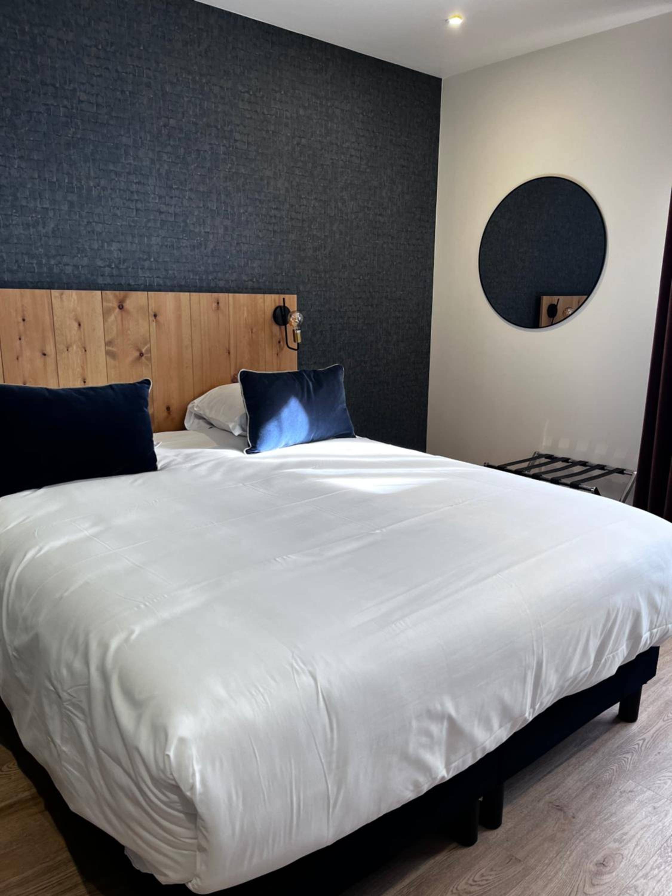 Hôtel Acadie Éragny