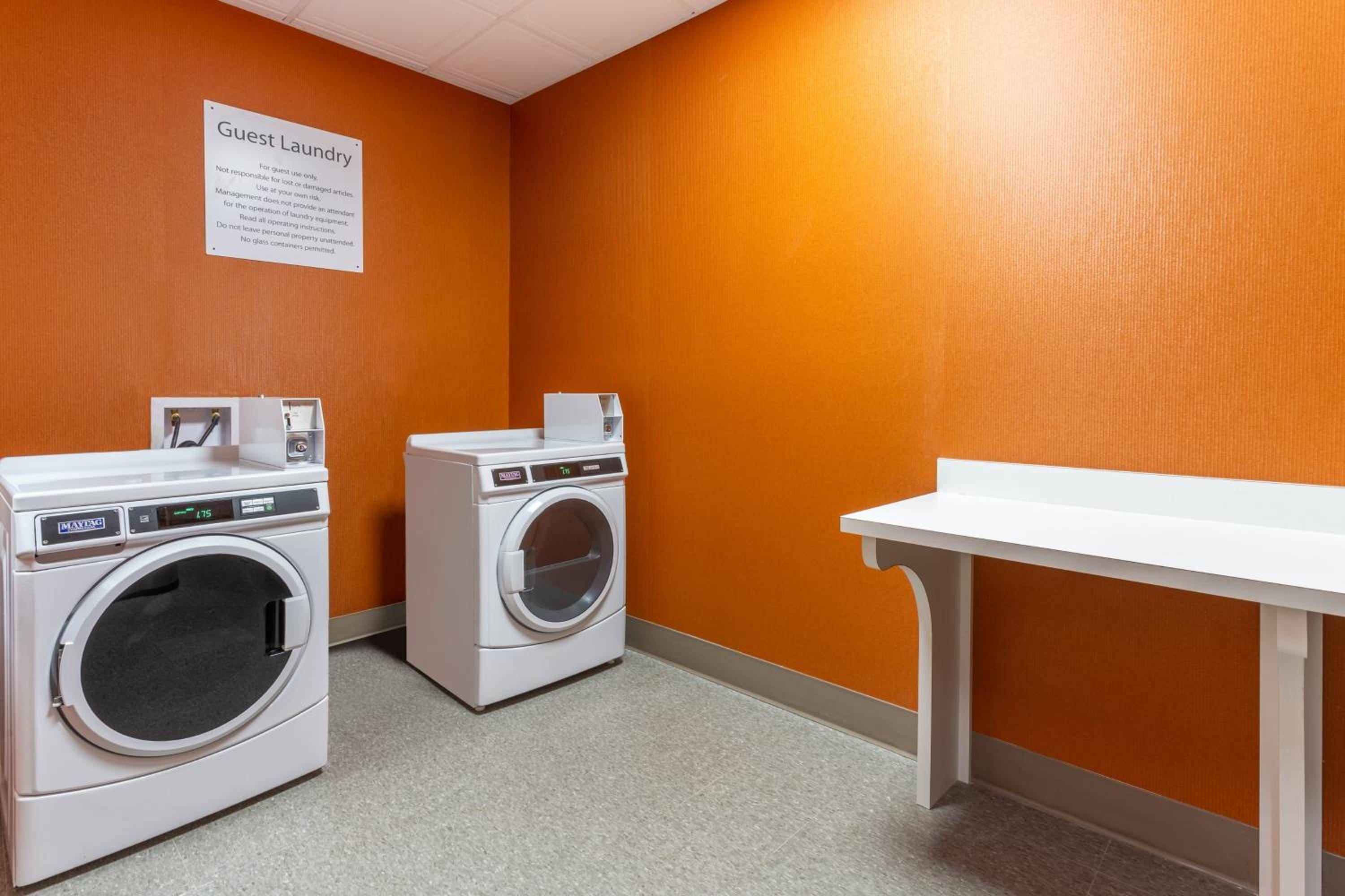 Holiday Inn Express & Suites Kearney by IHG