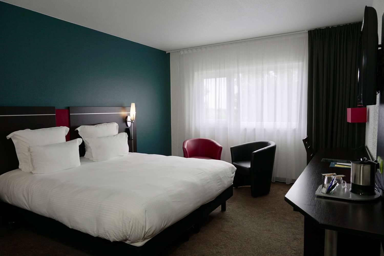 Golden Tulip Roissy Saint Witz