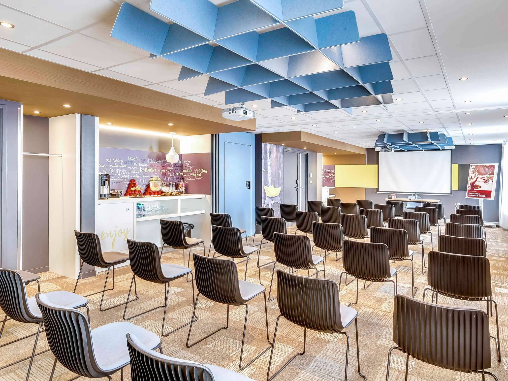 ibis Paris Coeur d'Orly Airport