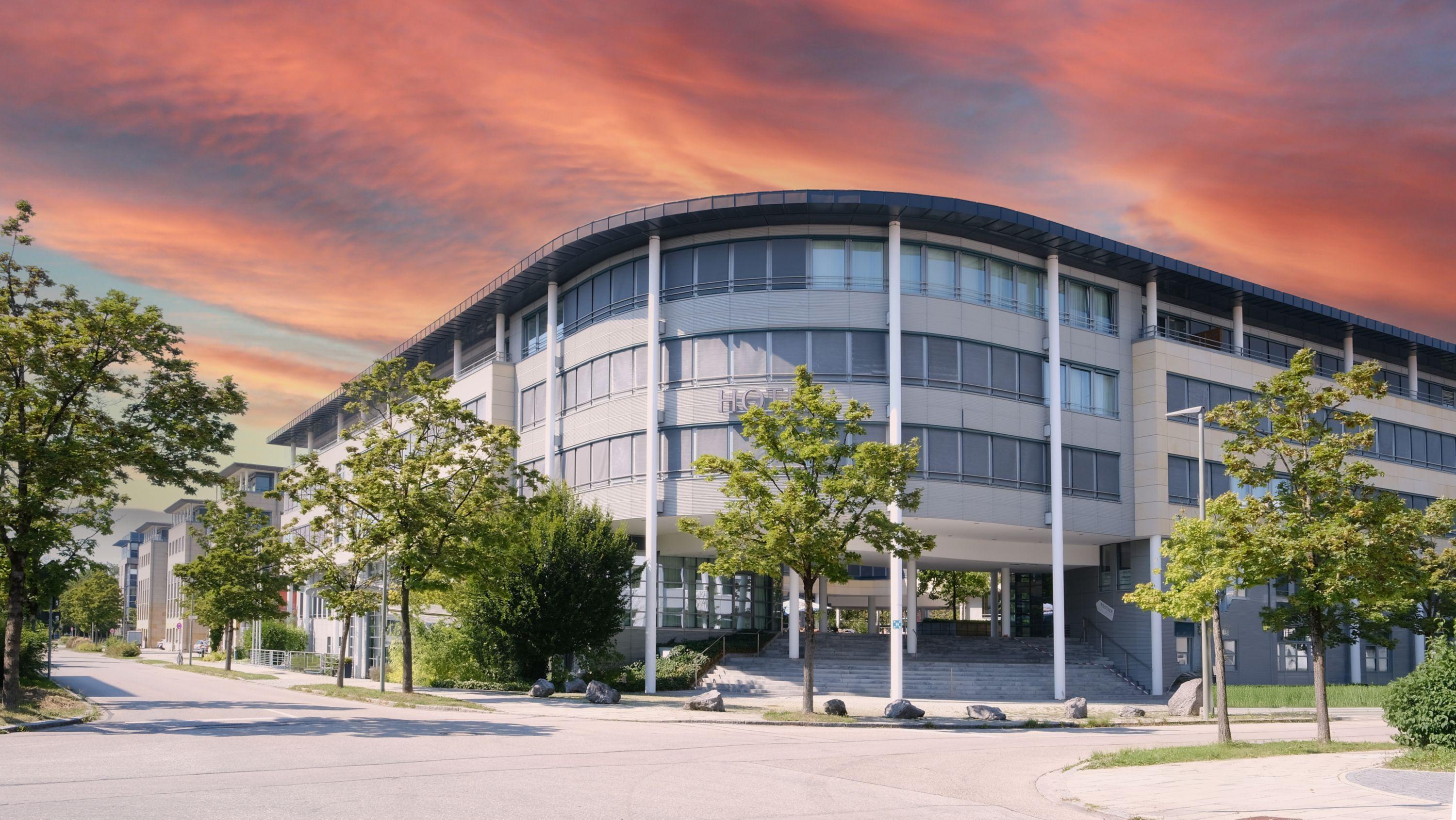 FOUR Munich Neue Messe