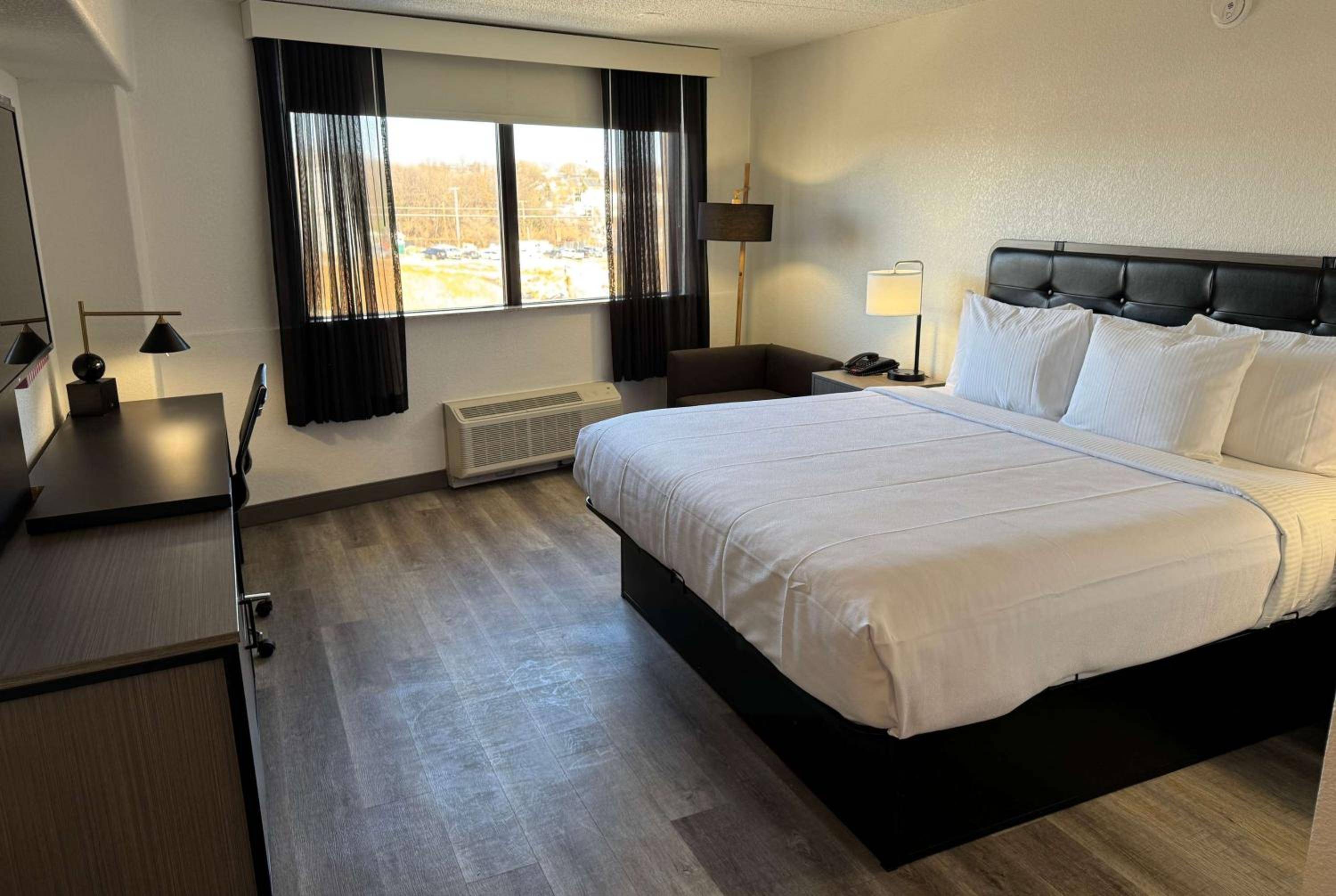 La Quinta Inn & Suites By Wyndham Washington DC / NY Avenue