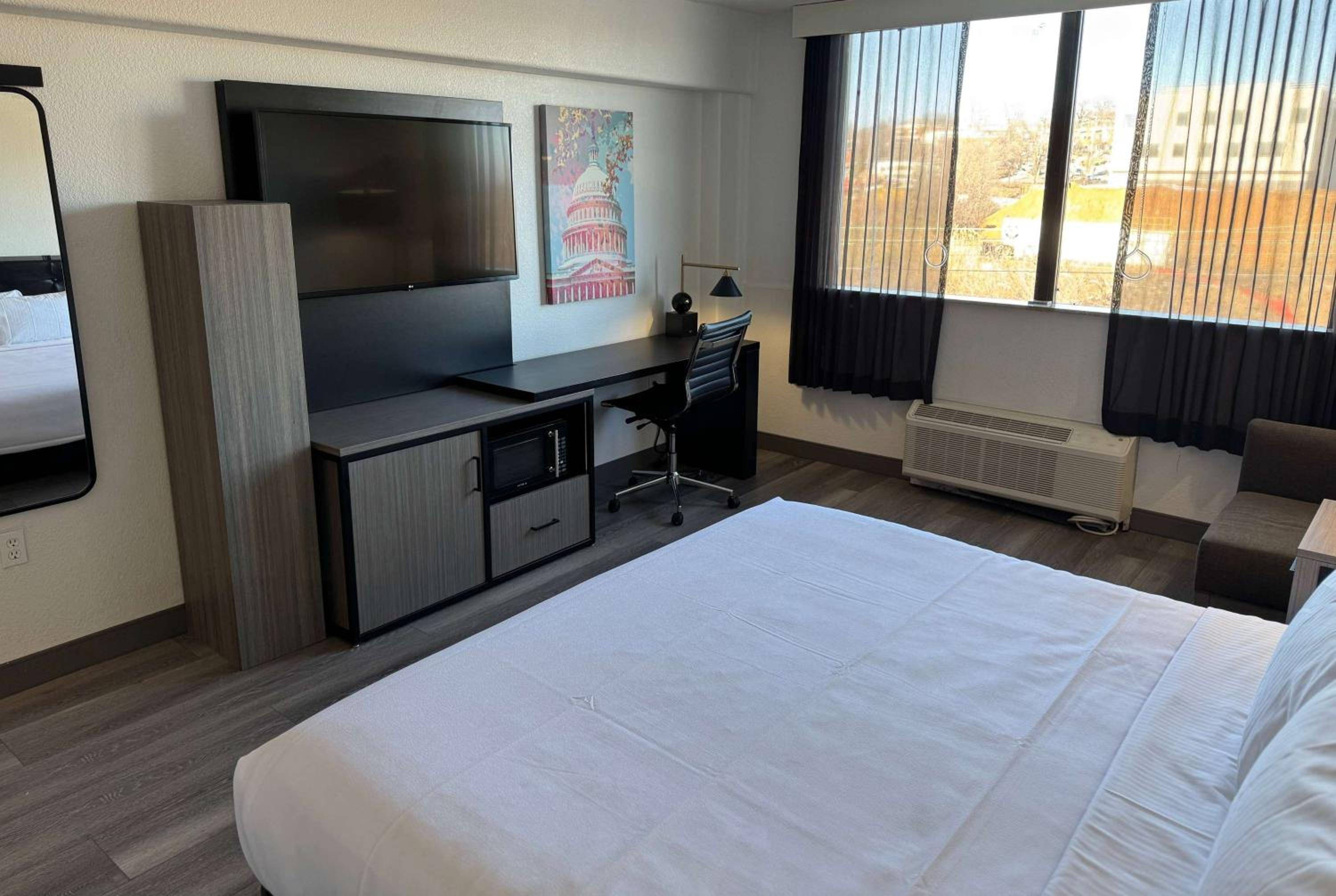 La Quinta Inn & Suites By Wyndham Washington DC / NY Avenue