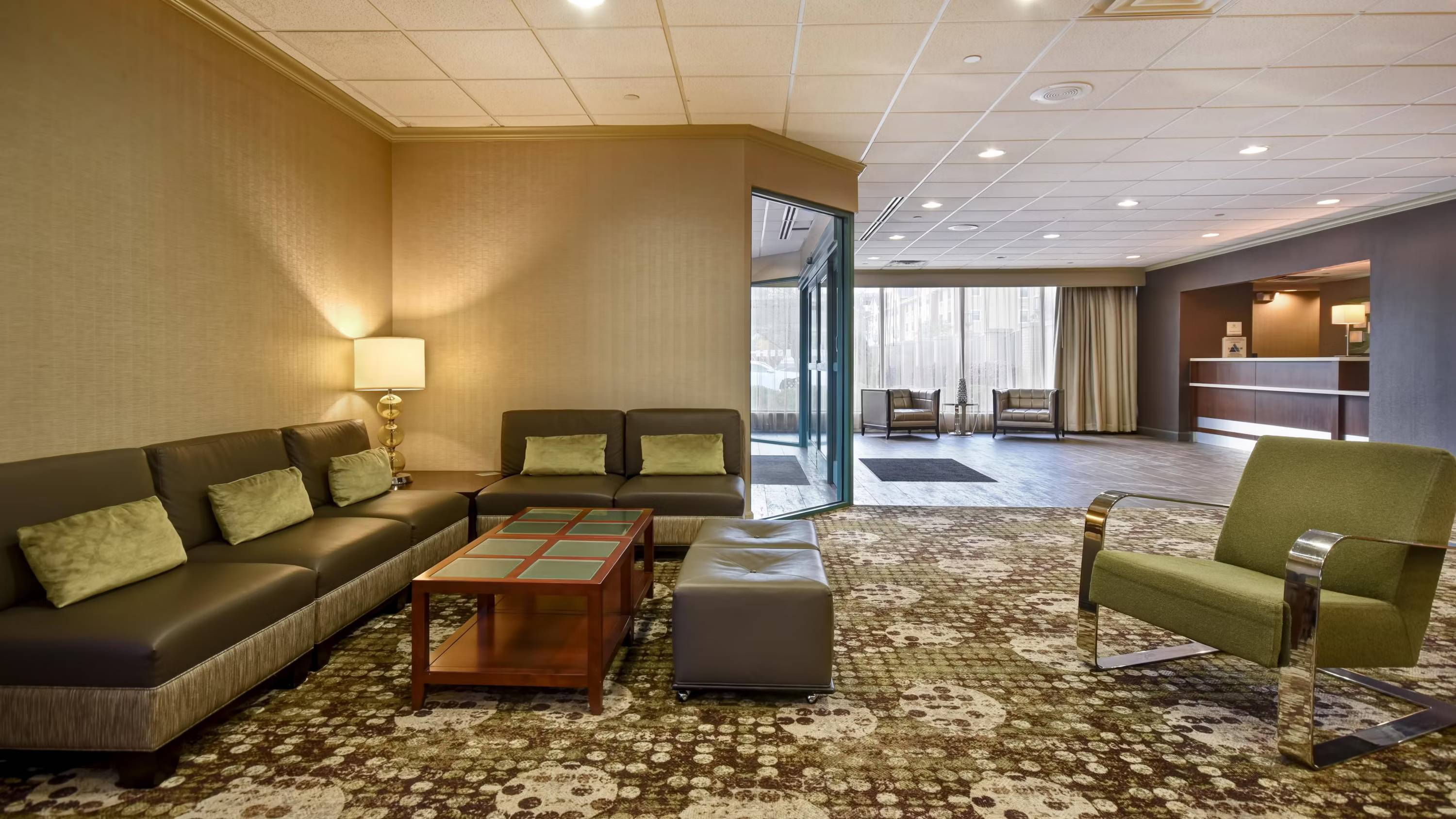 Holiday Inn Cincinnati-Riverfront by IHG