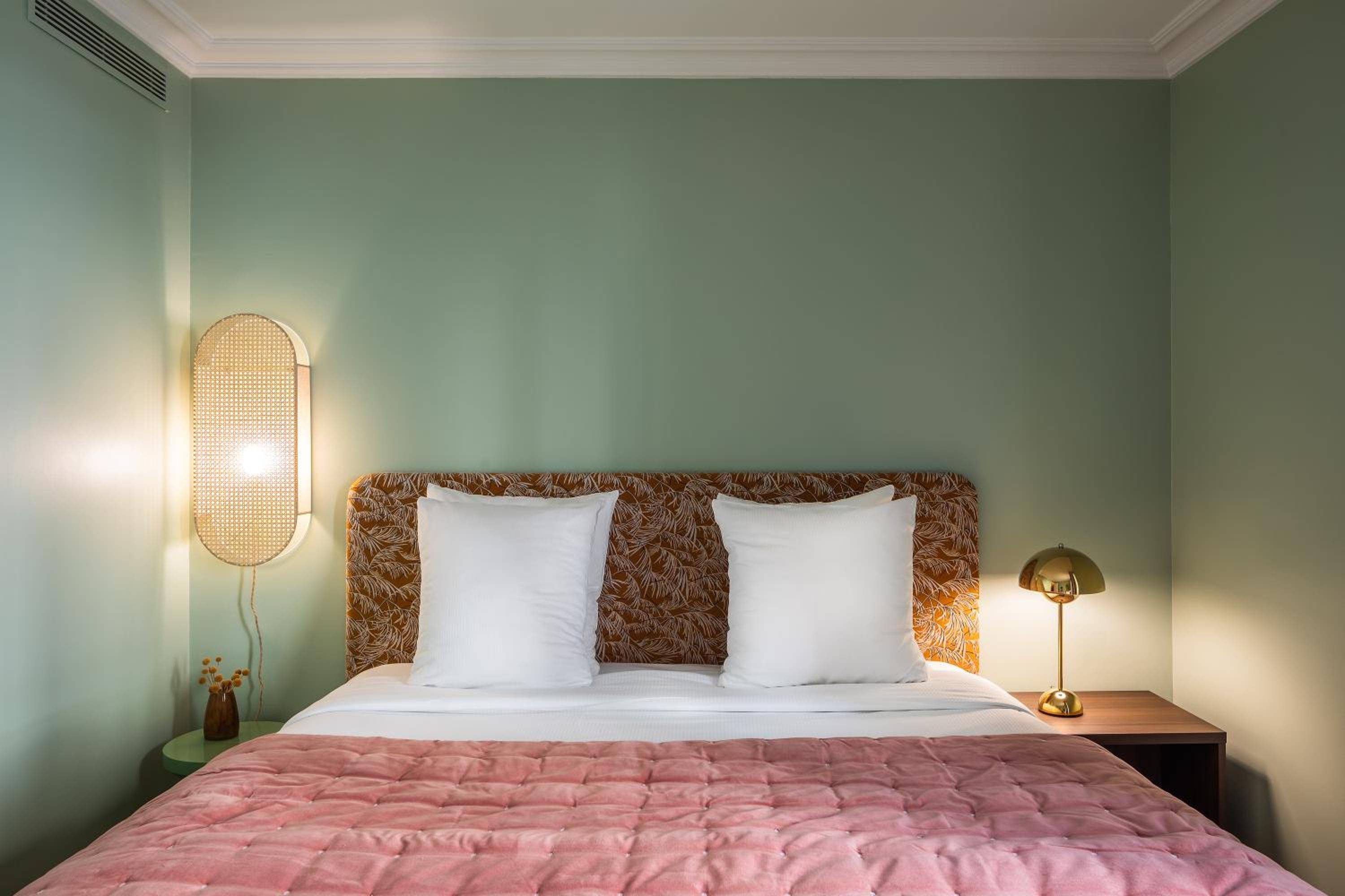 Royal Garden Champs Elysées - Esprit de France