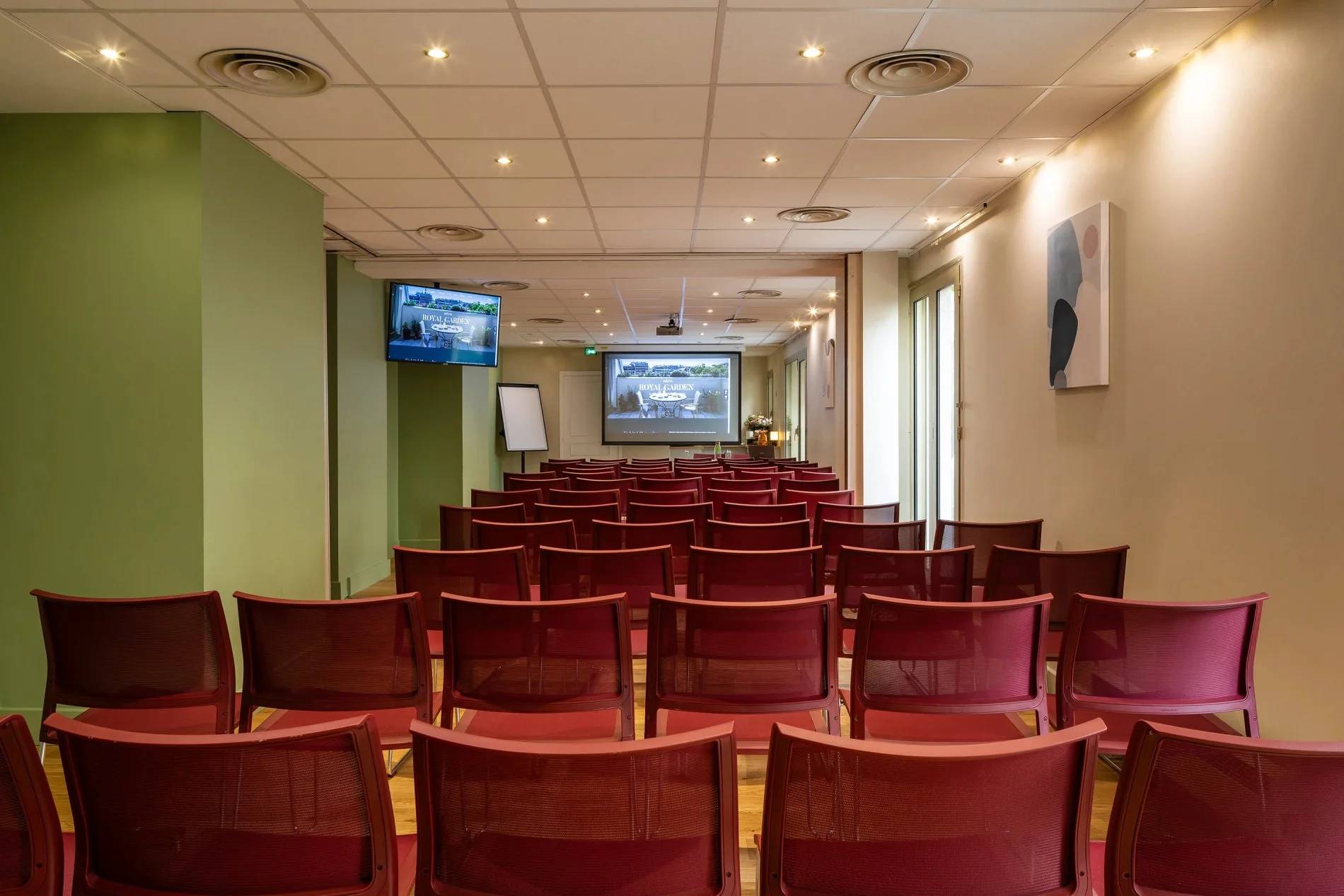 Royal Garden Champs Elysées - Esprit de France