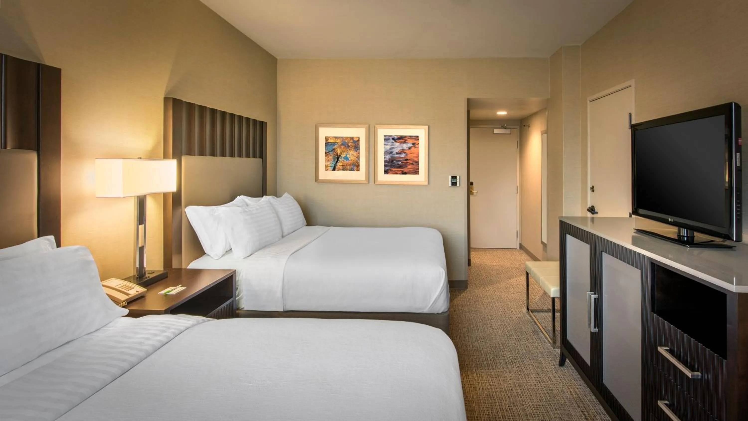 Holiday Inn Denver Lakewood by IHG