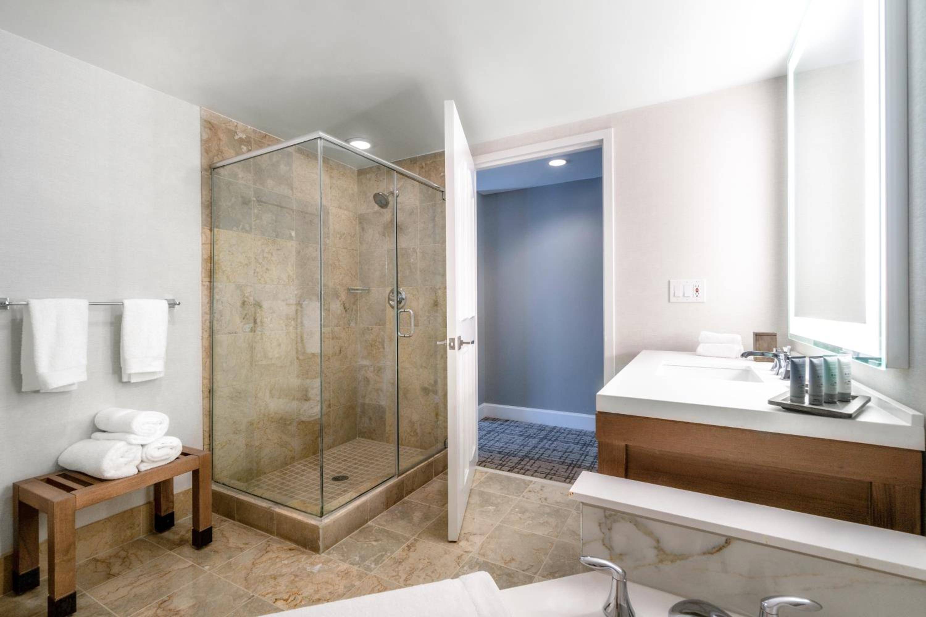 Chateau Elan Winery & Resort