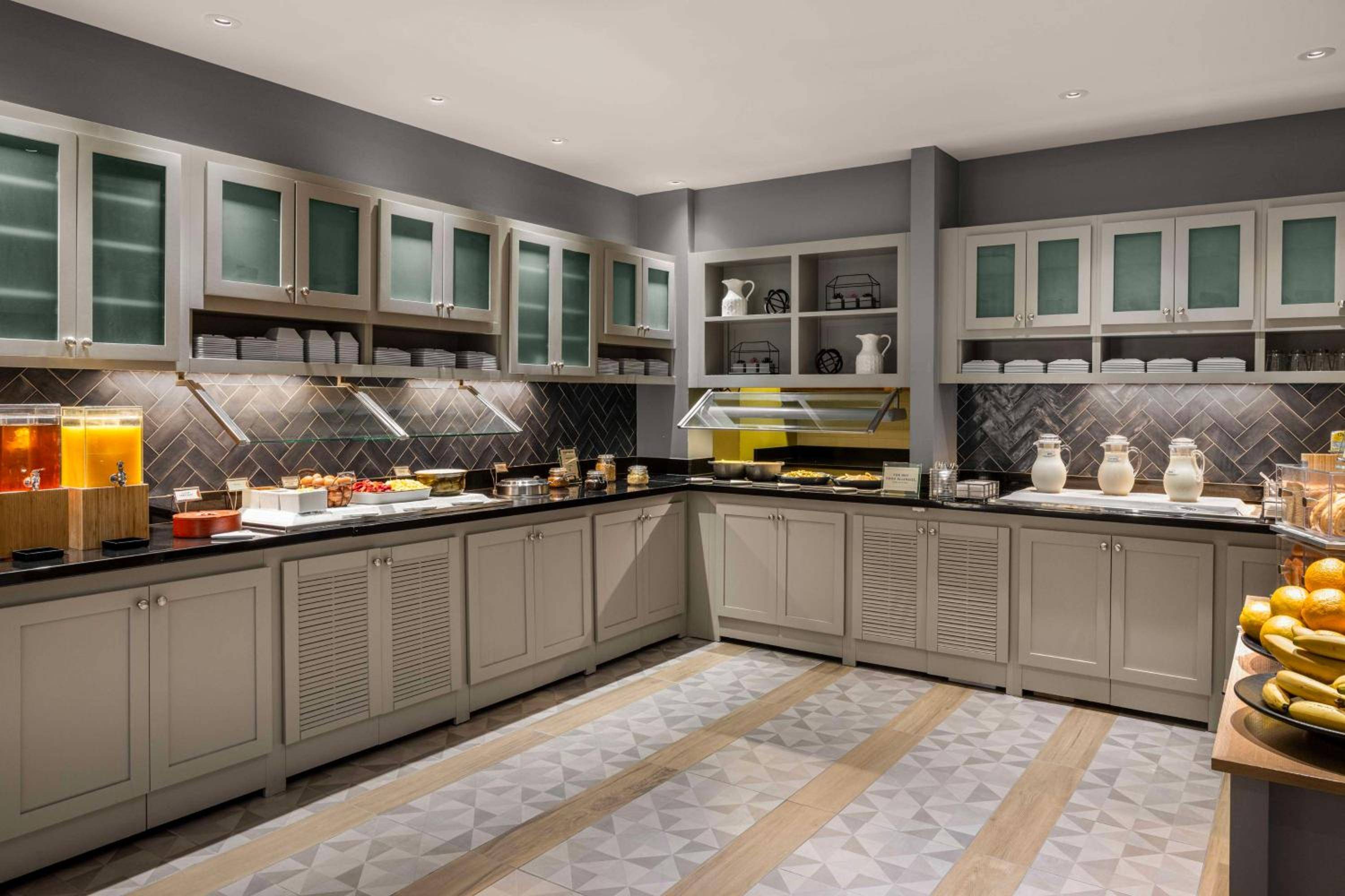 Hyatt Place Tempe Phoenix Airport