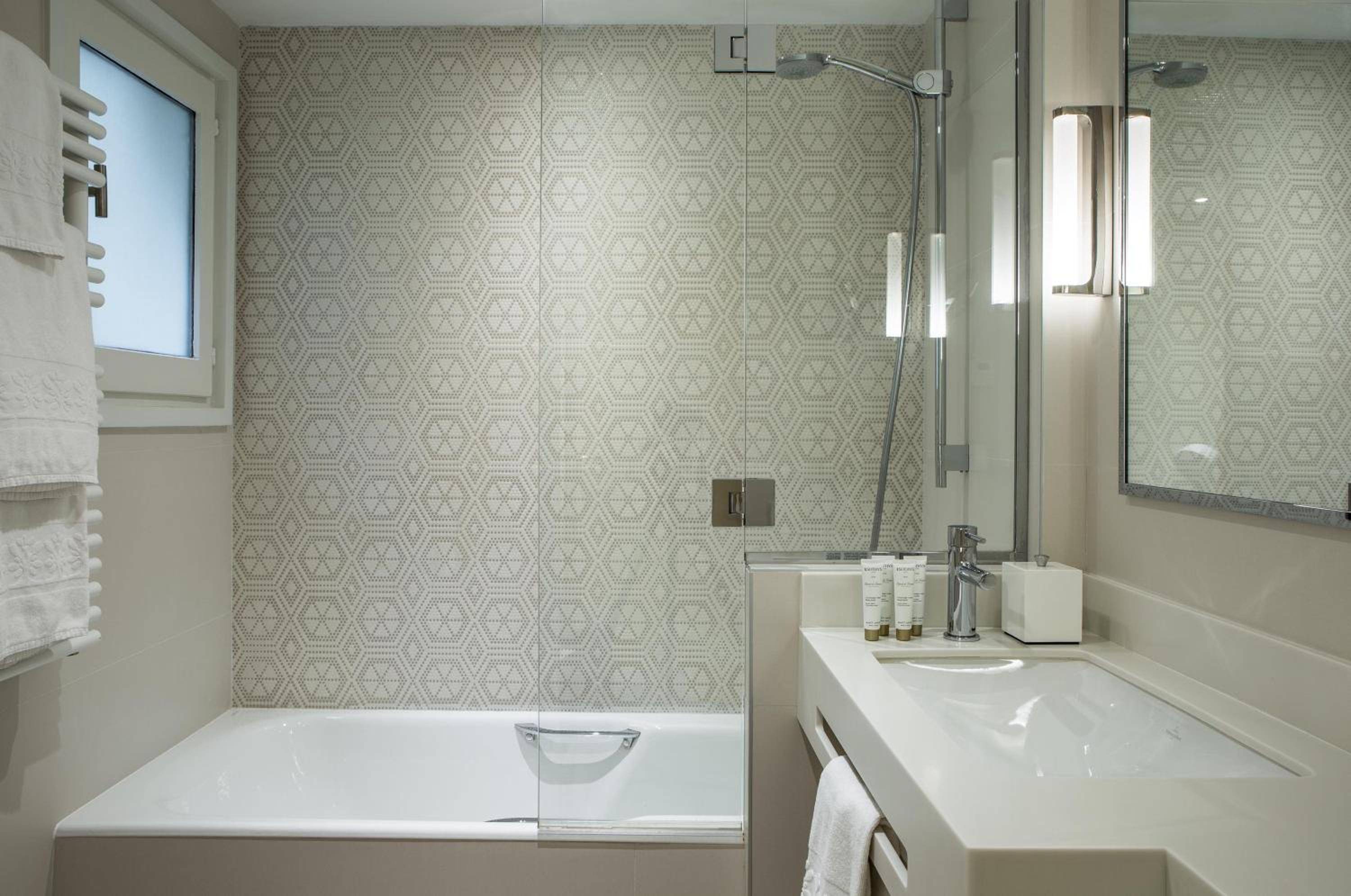 Hôtel Parc Saint-Séverin - Esprit de France