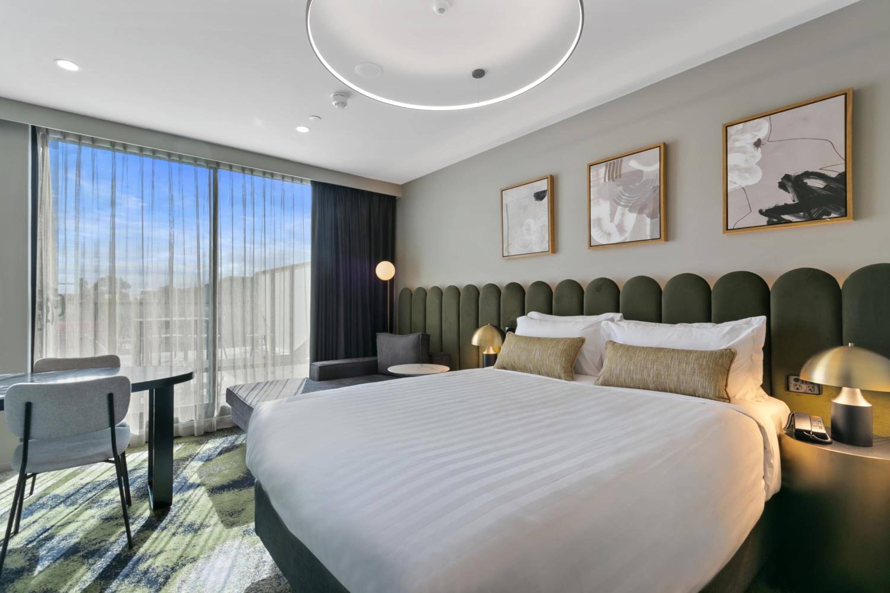 Melbourne City Apartment Hotel