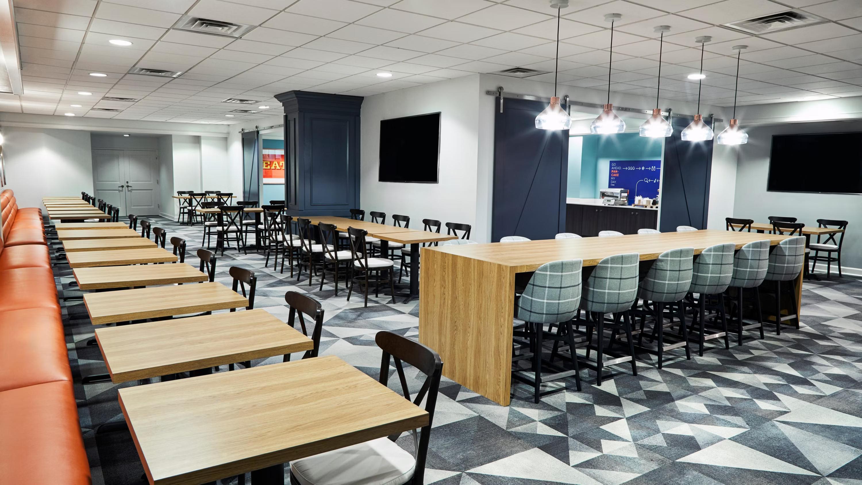 Holiday Inn Express - Nashville Downtown - Broadway