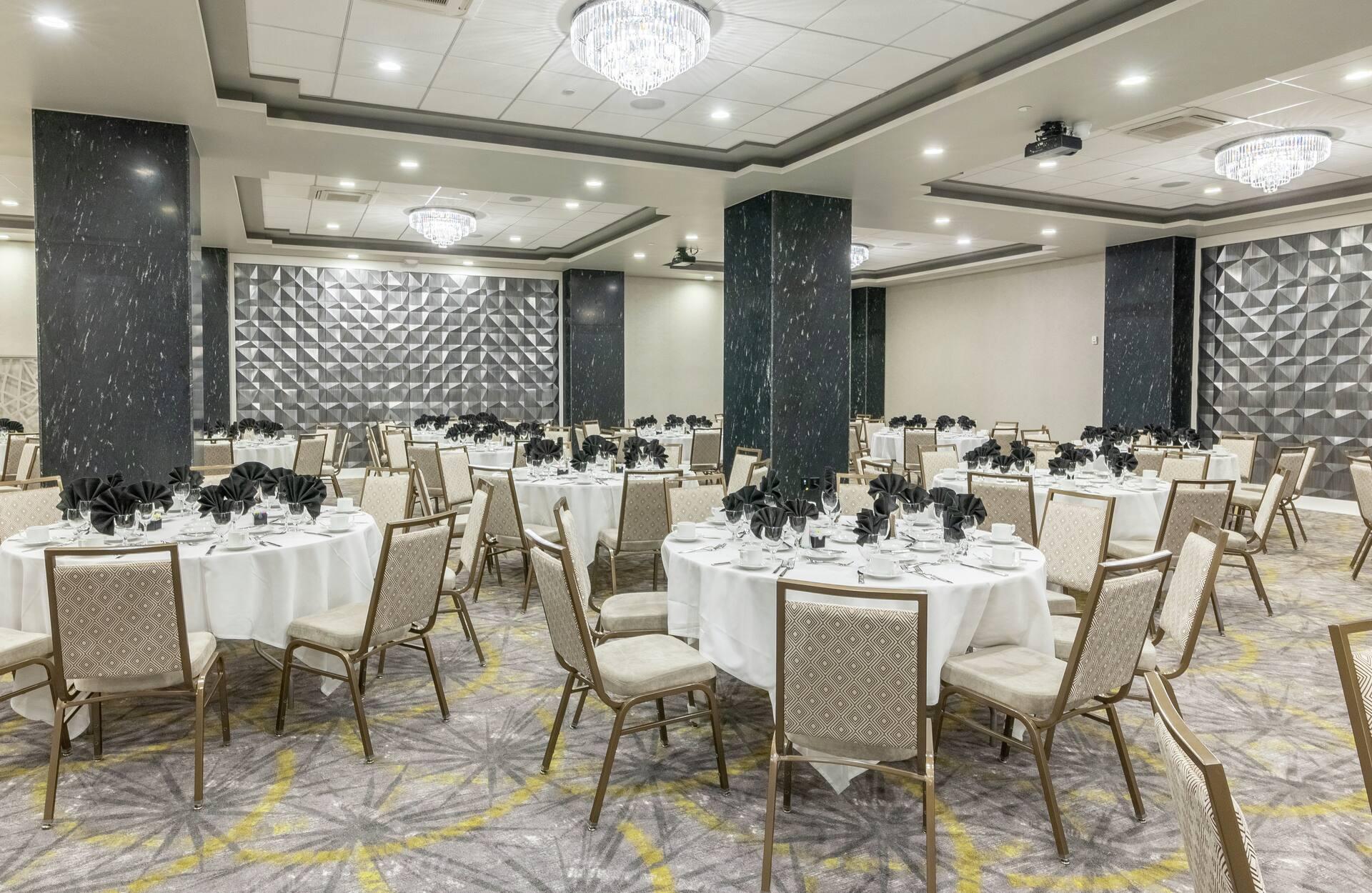 Hilton Garden Inn Wichita Downtown