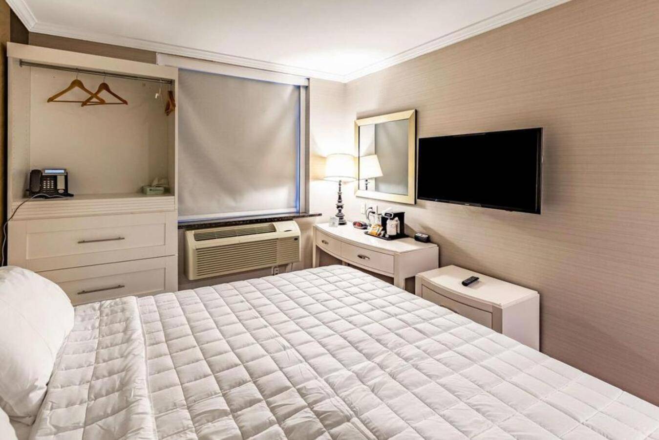 Umbrella Hotel Brooklyn