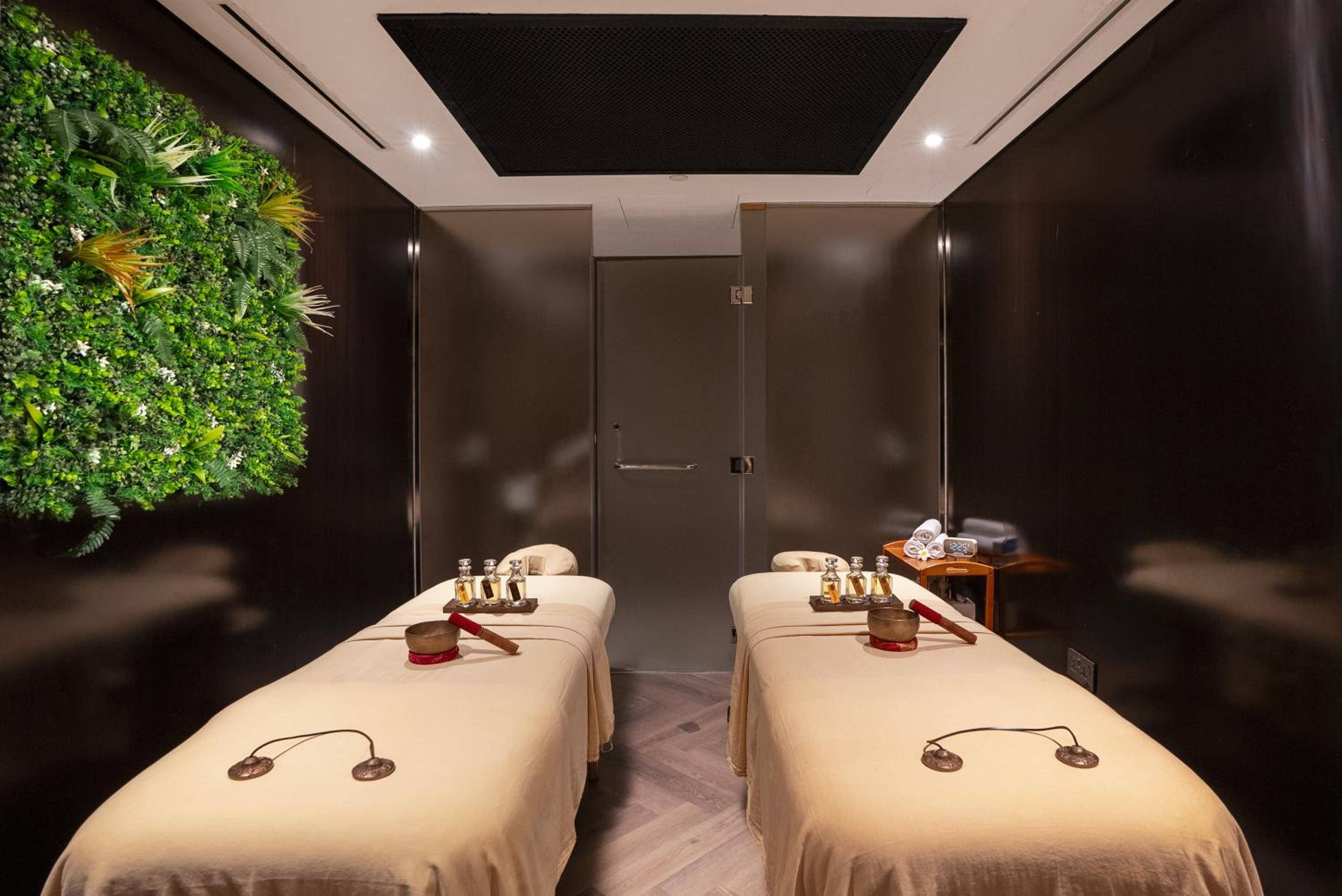 The First Collection Dubai Marina