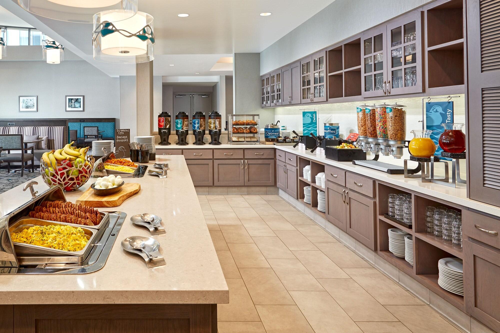 Homewood Suites by Hilton Long Beach Airport