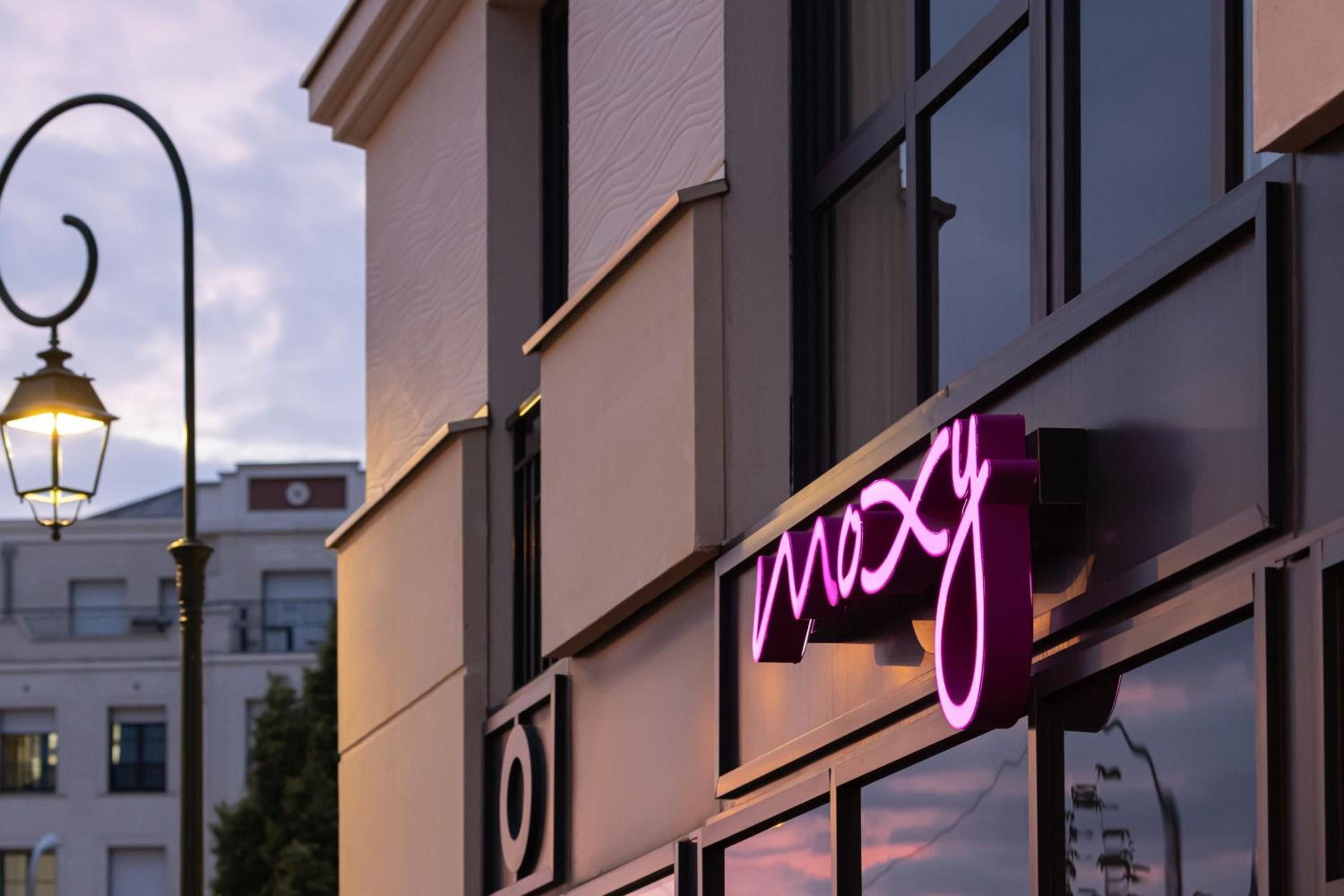 Moxy Paris Clamart