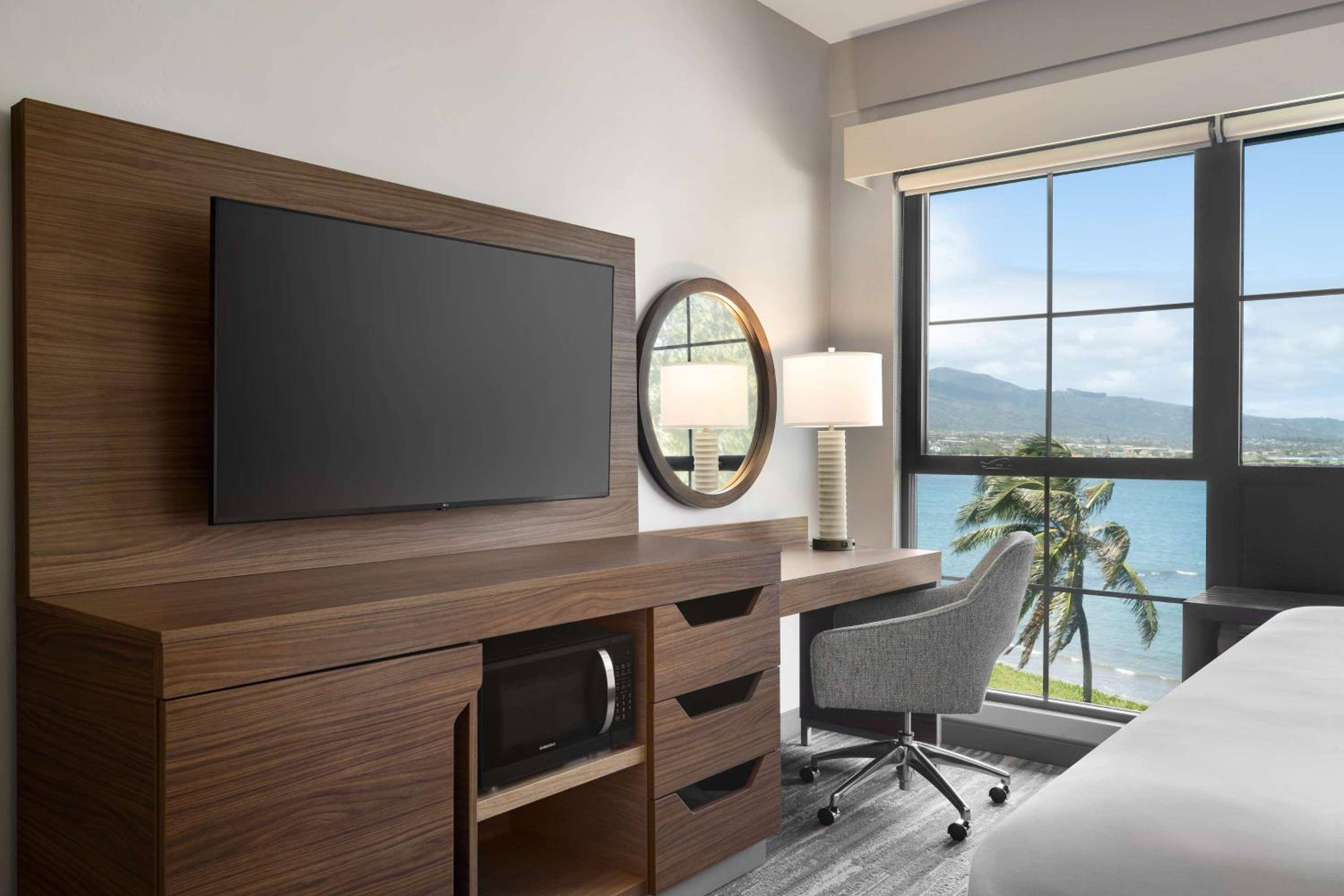 Hampton Inn & Suites Maui North Shore