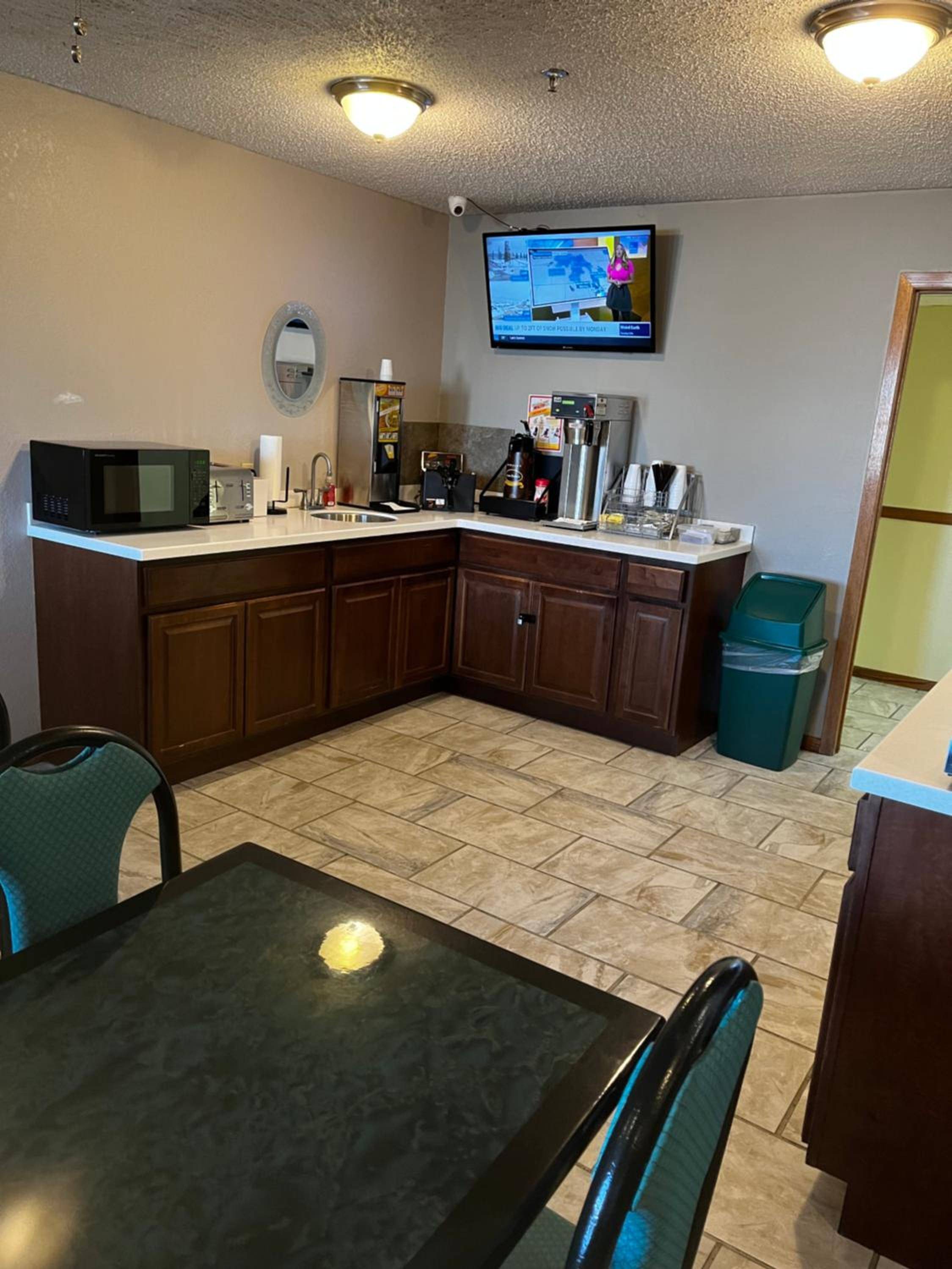 Super 8 by Wyndham Smithville