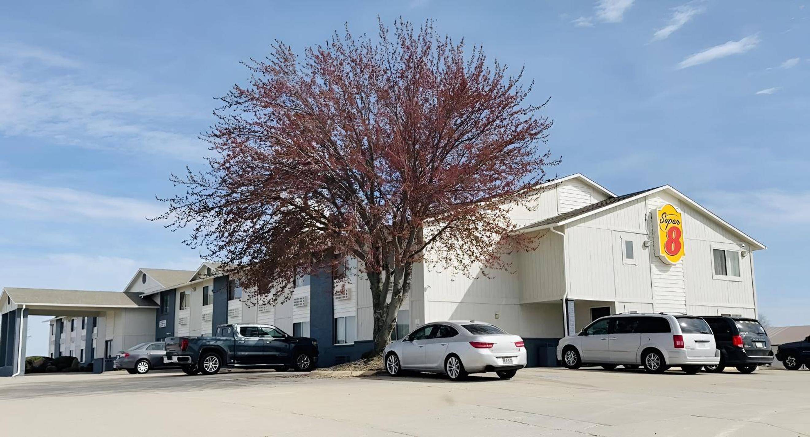 Super 8 by Wyndham Smithville