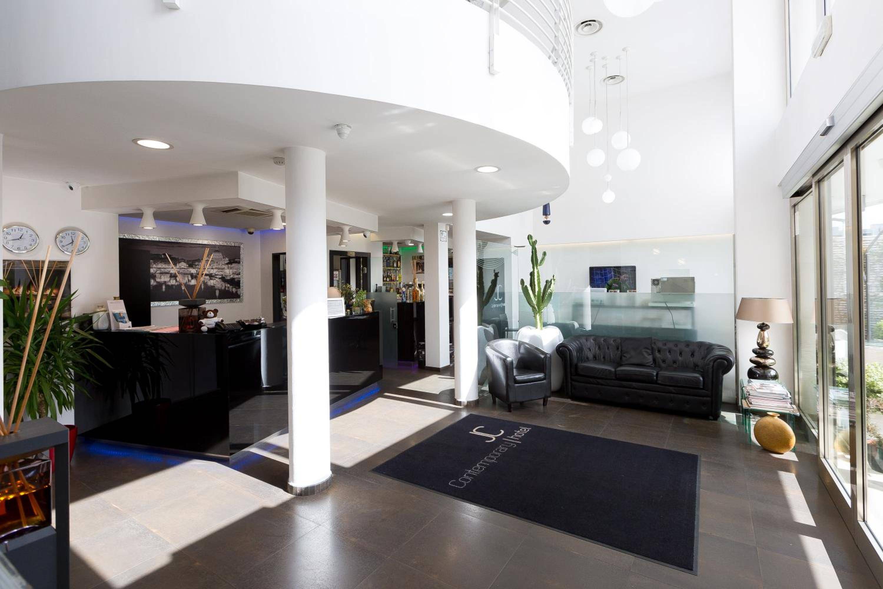 JC Contemporary Hotel