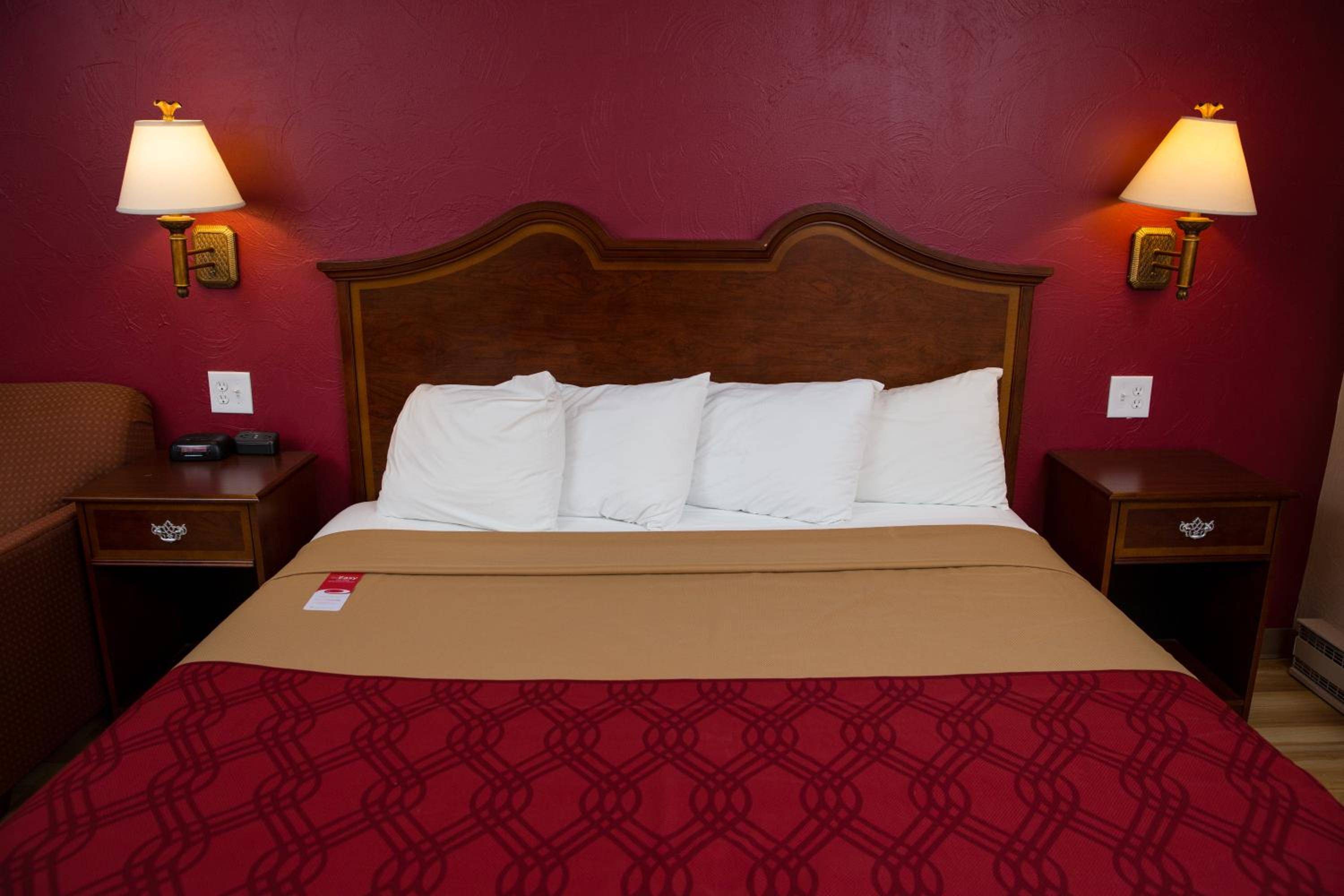 Econo Lodge Sturbridge Route 20