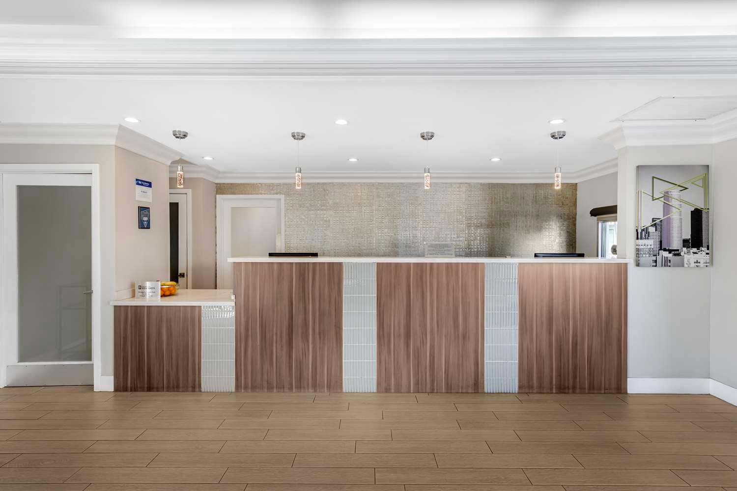 Best Western Plus Ontario Airport & Convention Center