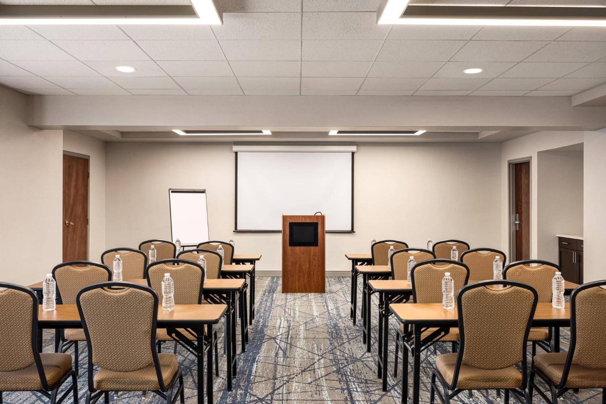 Holiday Inn Express Hotel & Suites Indianapolis W - Airport Area by IHG