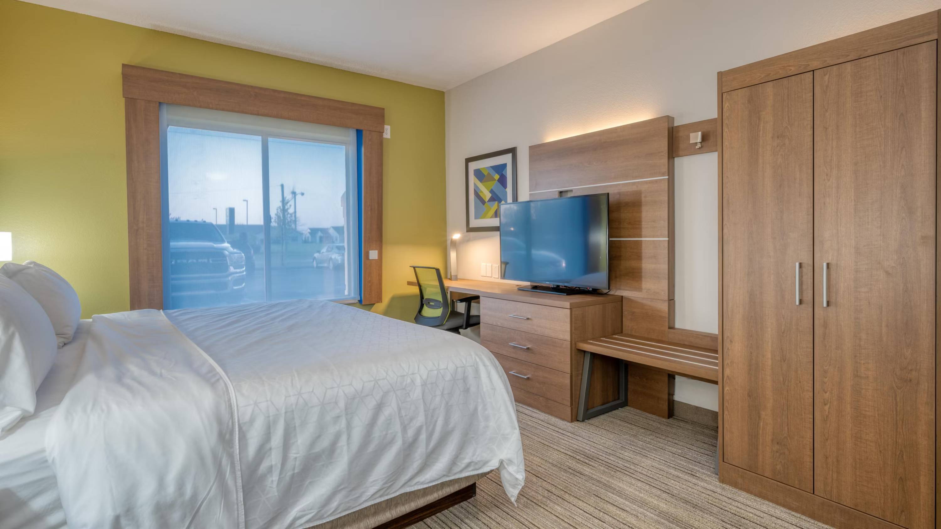 Holiday Inn Express Hotel & Suites Greenville by IHG