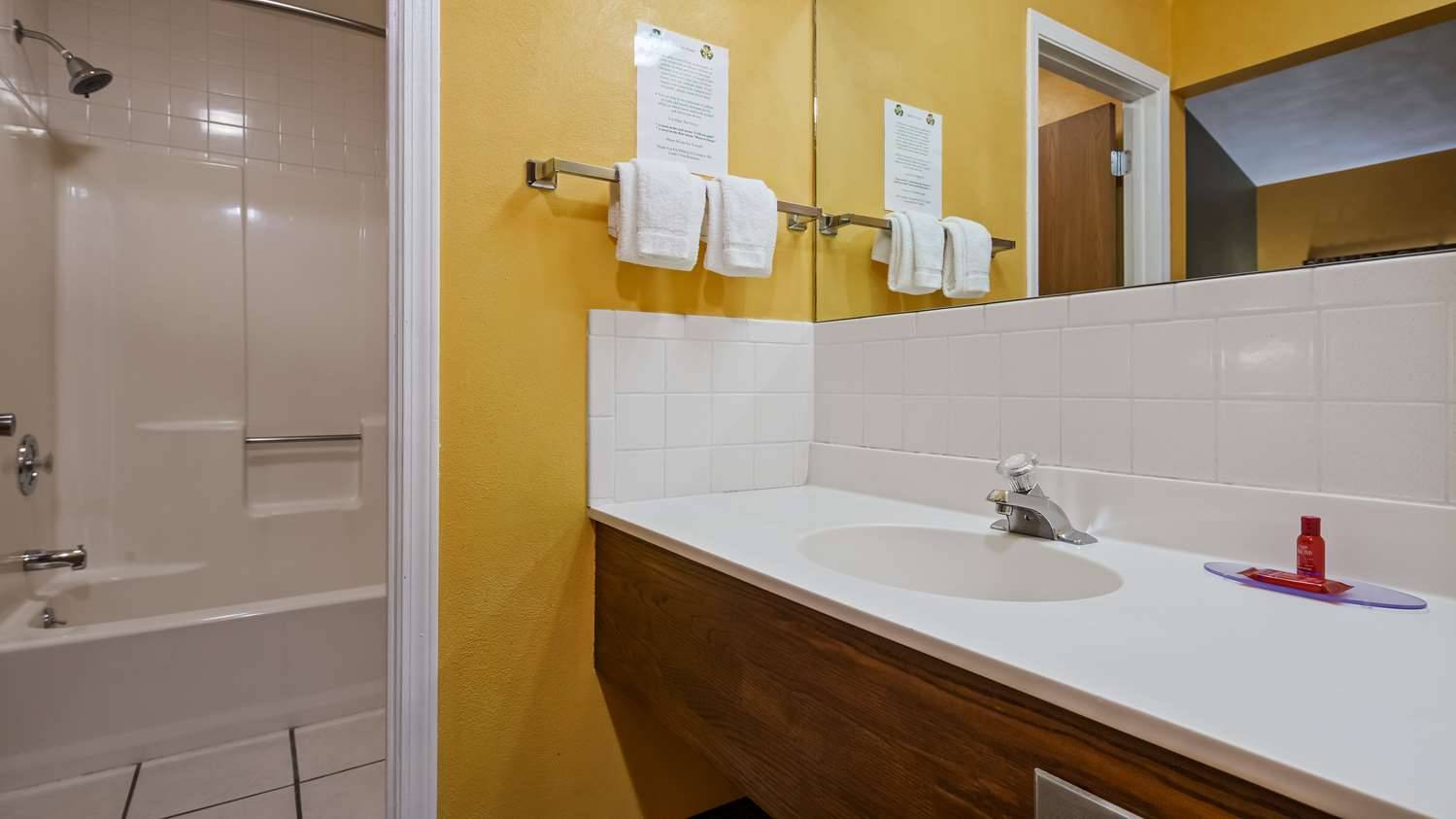 SureStay Hotel by Best Western Greenville