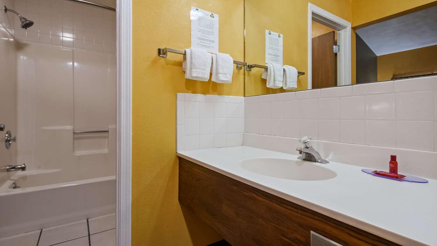 SureStay Hotel by Best Western Greenville