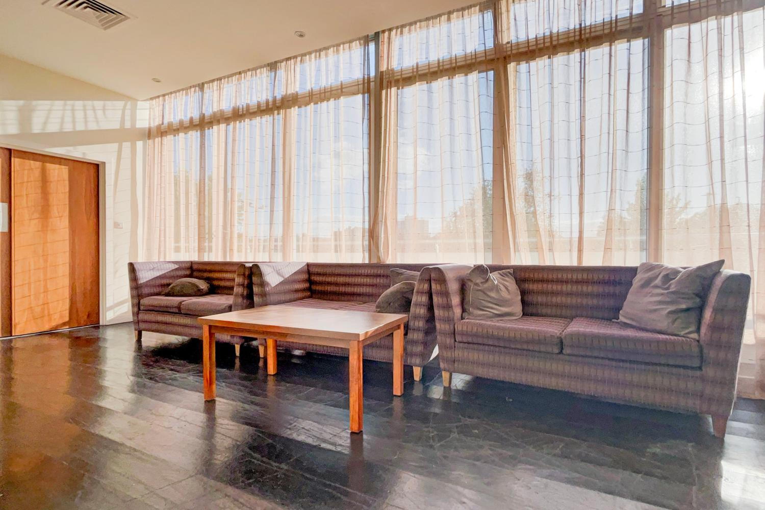 Belvilla Crewe City Centre Lifestyle