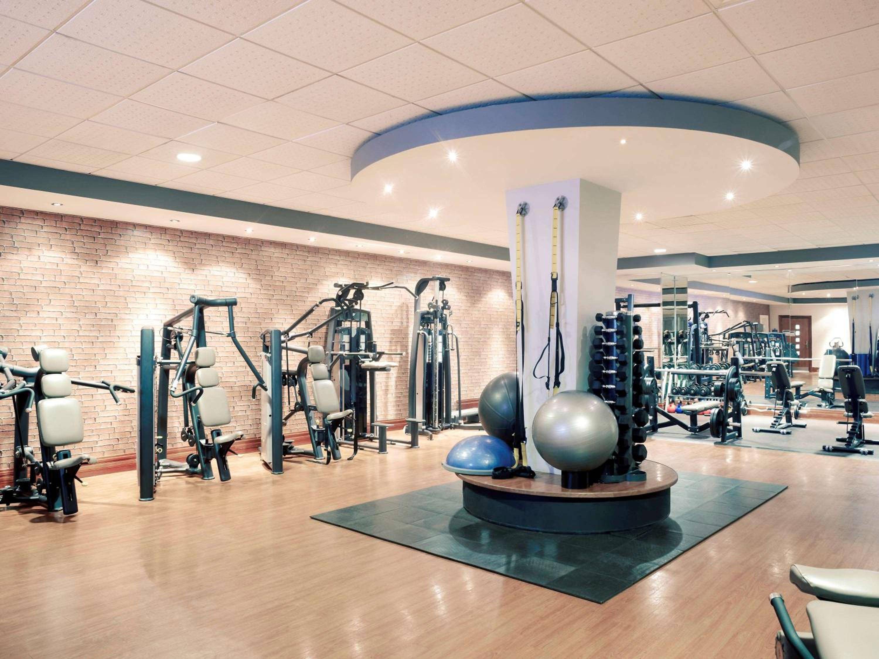 Holland House Hotel Cardiff By Sunday