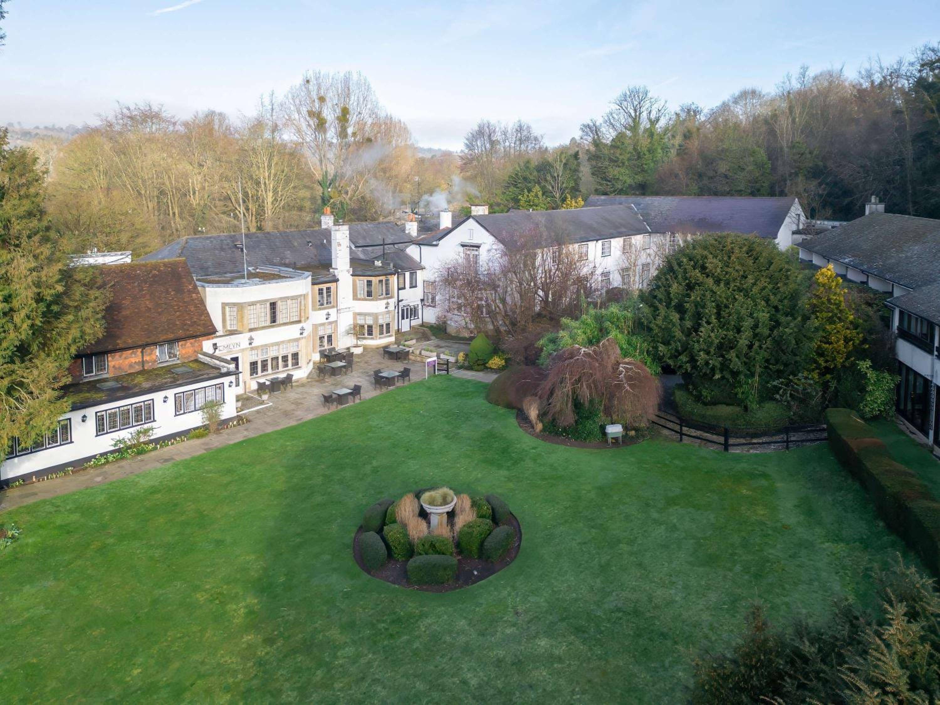 Sunday Box Hill Burford Bridge Hotel