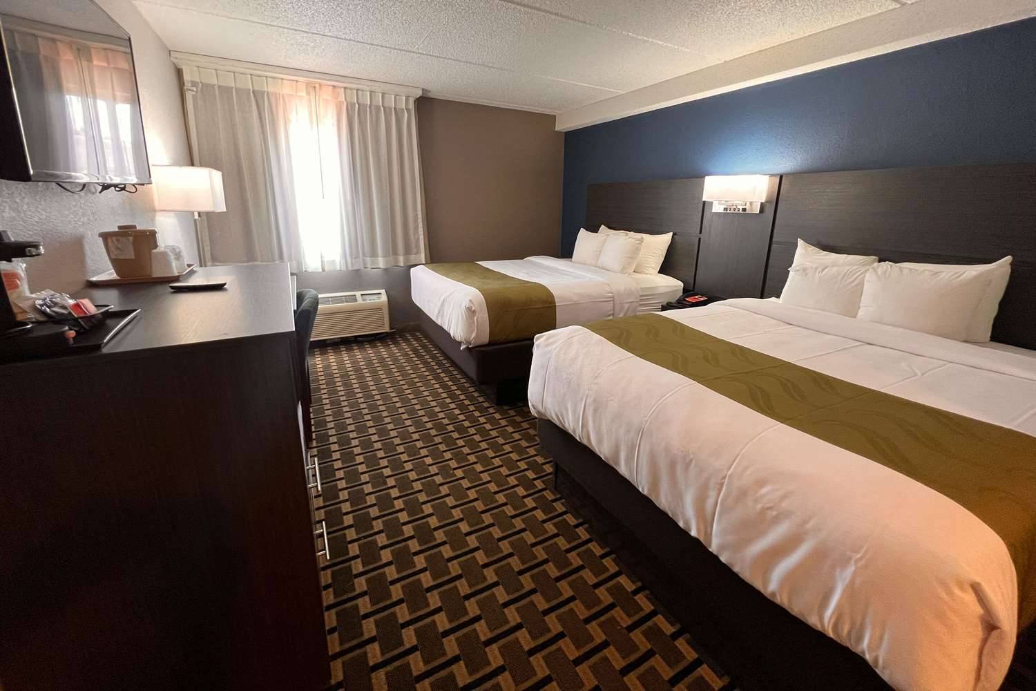 Quality Inn & Suites Louisville East